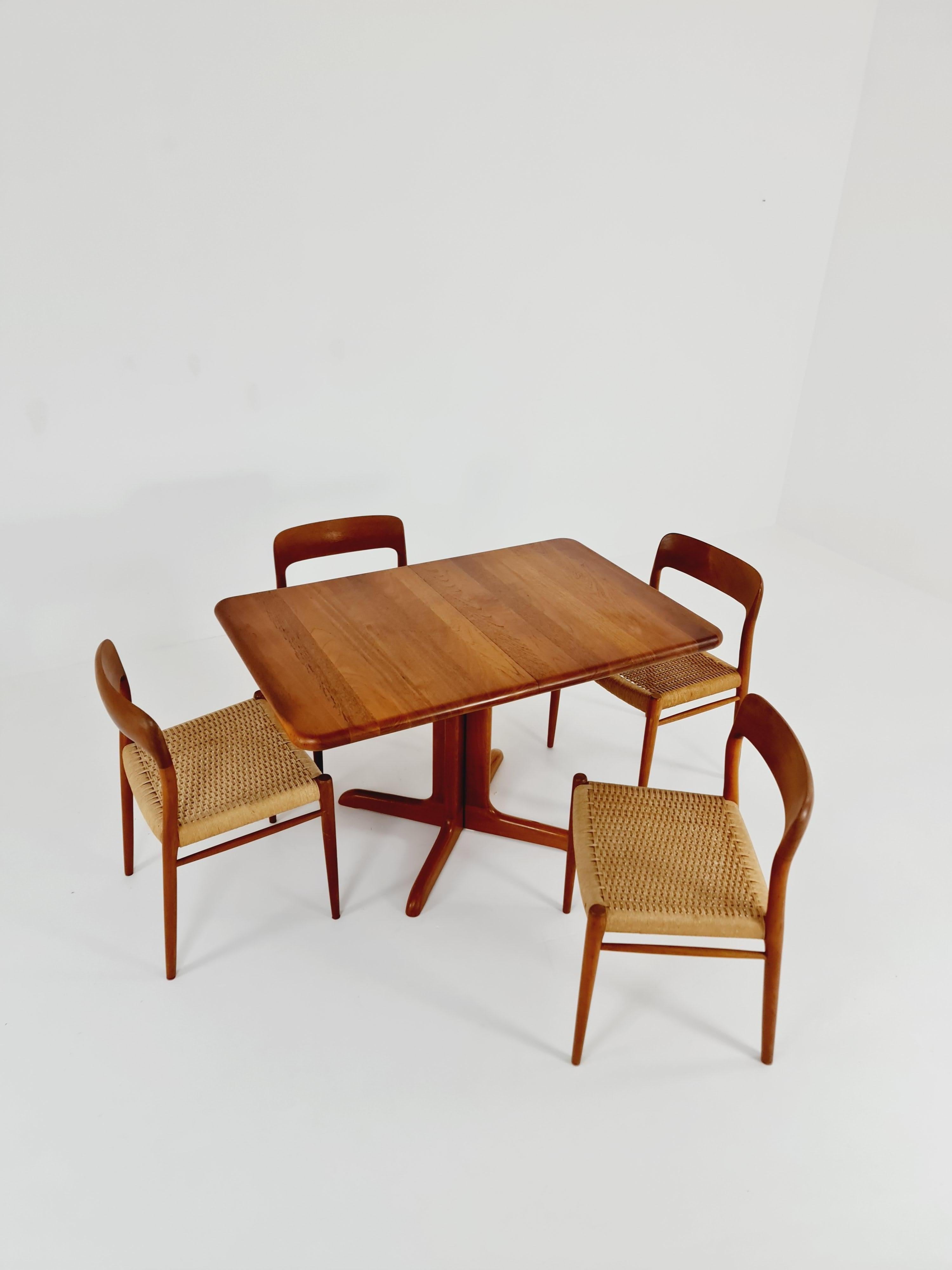 MId Century solid teak Dining Table by Gudme Møbelfabrik, 1970s 5