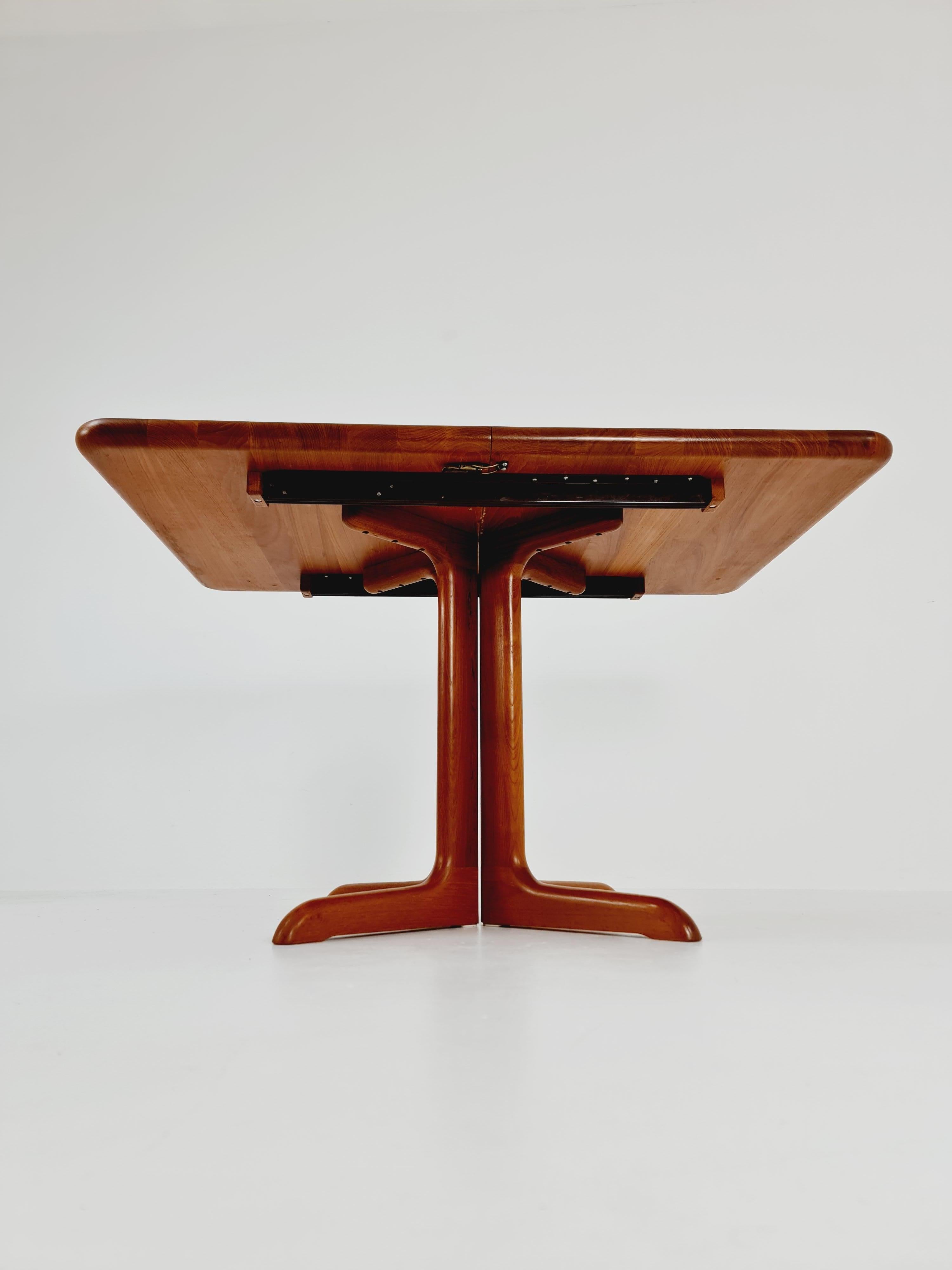 Mid-Century Modern MId Century solid teak Dining Table by Gudme Møbelfabrik, 1970s