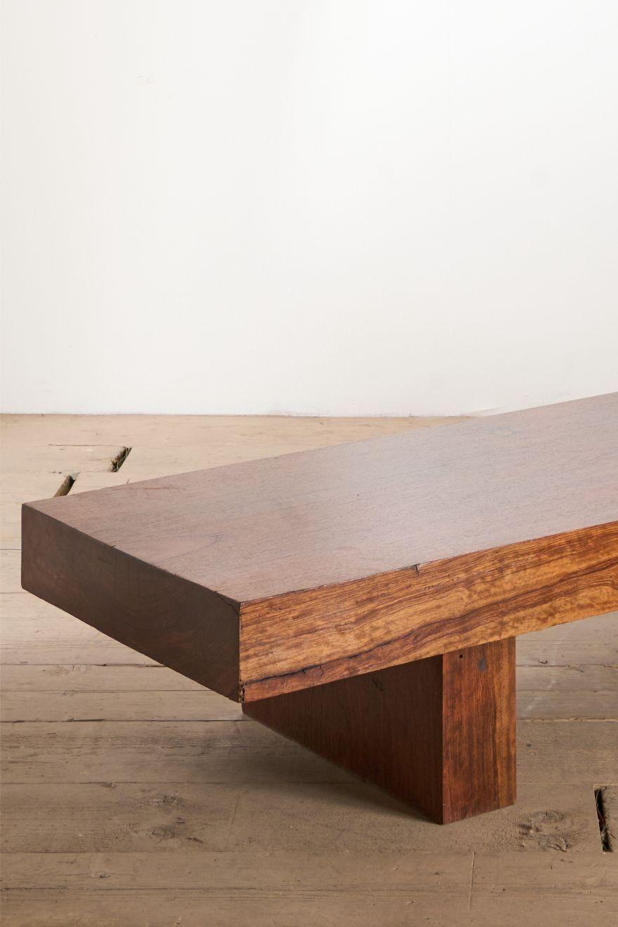 Table basse en teck massif du milieu du siècle dernier Excellent état - En vente à Malton, GB