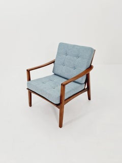 Mid Century Solid  noyer  Chaise longue/ Fauteuil facile  , 1960s