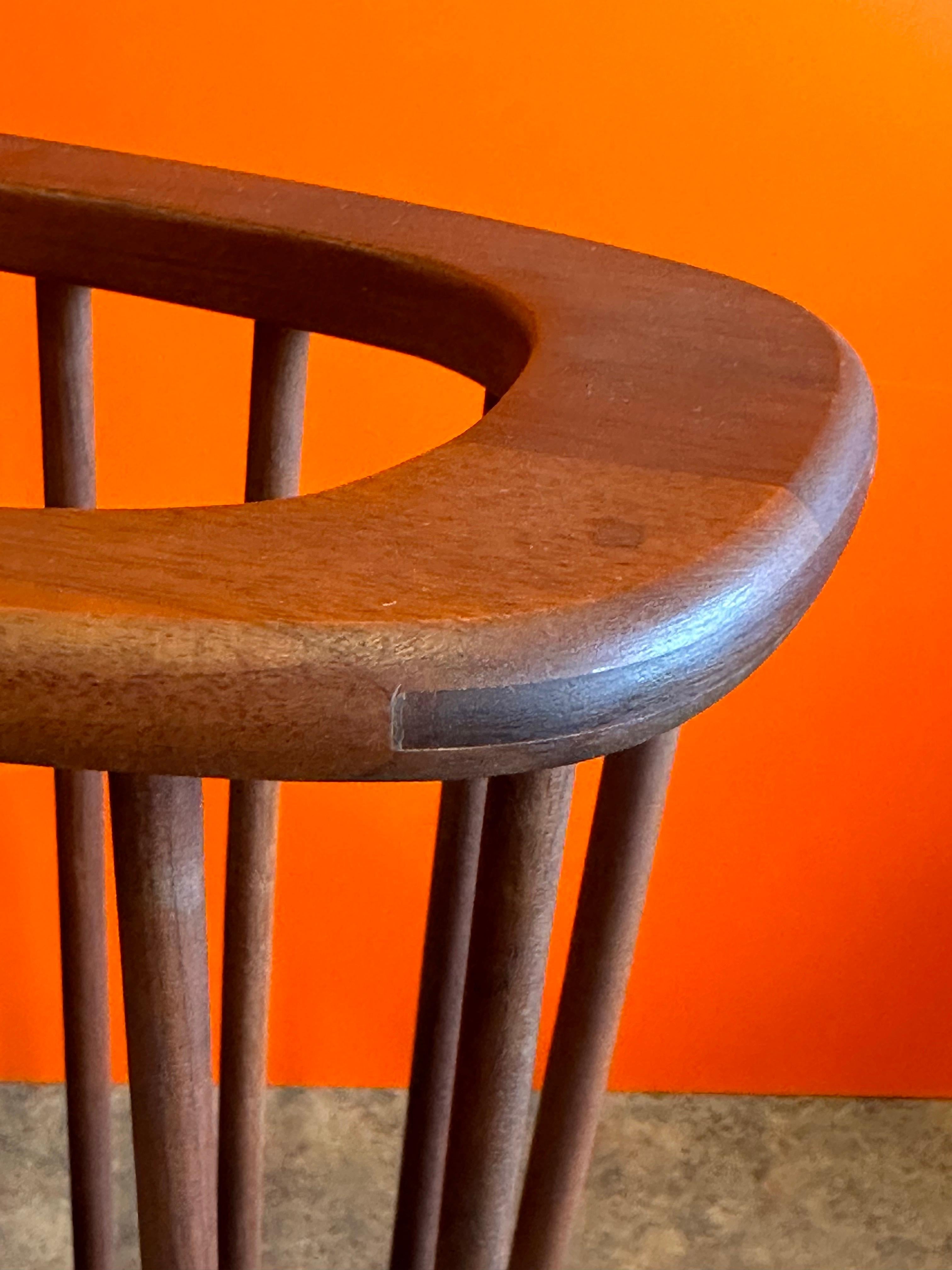 Mid-Century Solid Walnut Magazine Rack by Arthur Umanoff For Sale 5