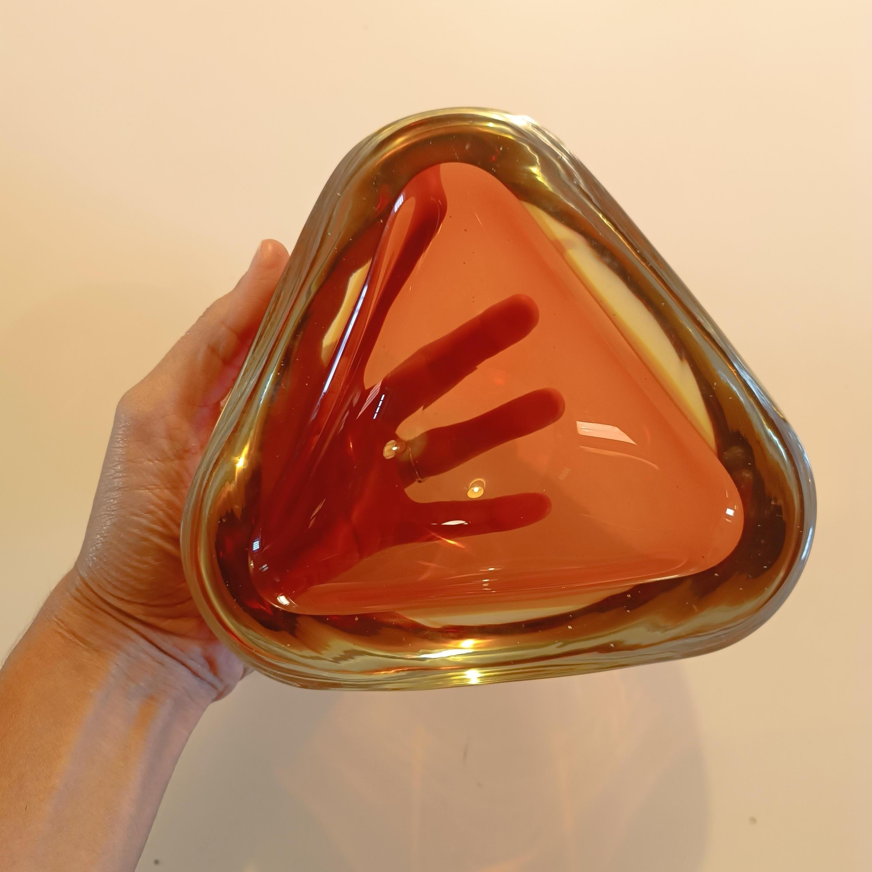 Mid-Century sommerso Murano Glass Ashtray or Bowl, italian design, 1970 For Sale 4