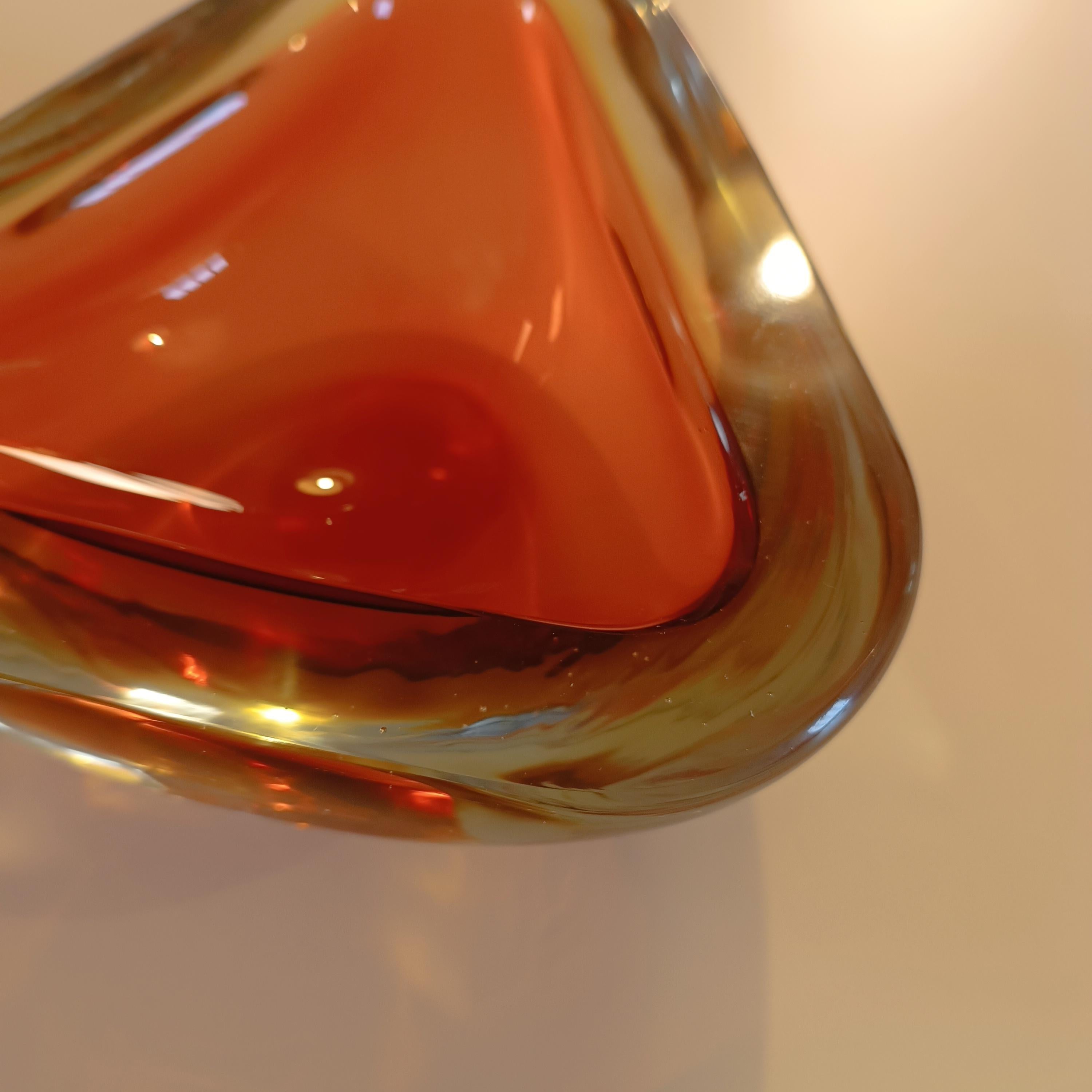 Mid-Century sommerso Murano Glass Ashtray or Bowl, italian design, 1970 For Sale 5