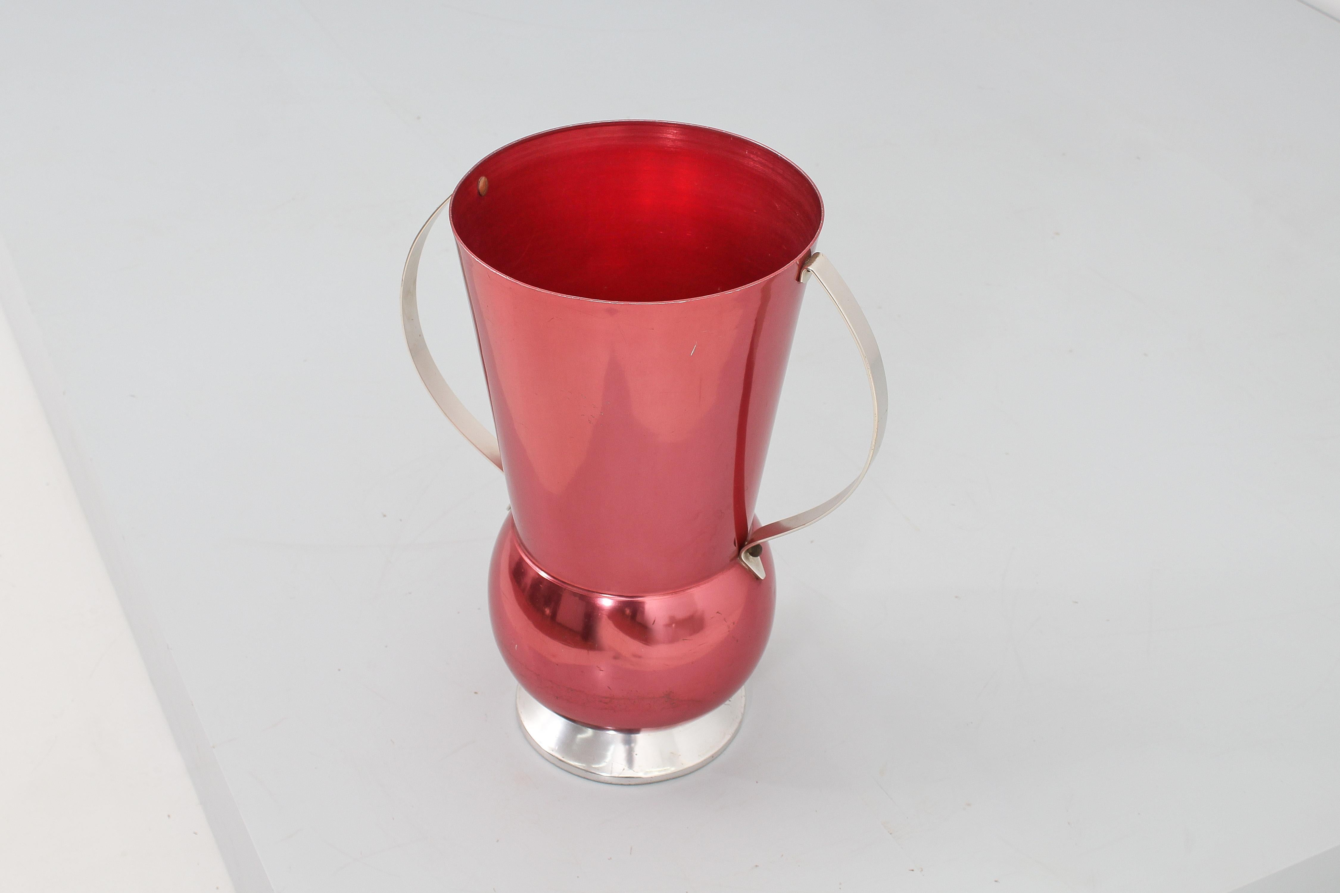 Mid-Century Sottsass for Rinnovel Fucsia Glazed Aluminium Umbrella Stand 50s Ita In Good Condition For Sale In Palermo, IT