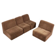 4-teiliges, niedriges Modulsofa im Mid-Century- und Space-Age-Stil aus braunem Velours von COR