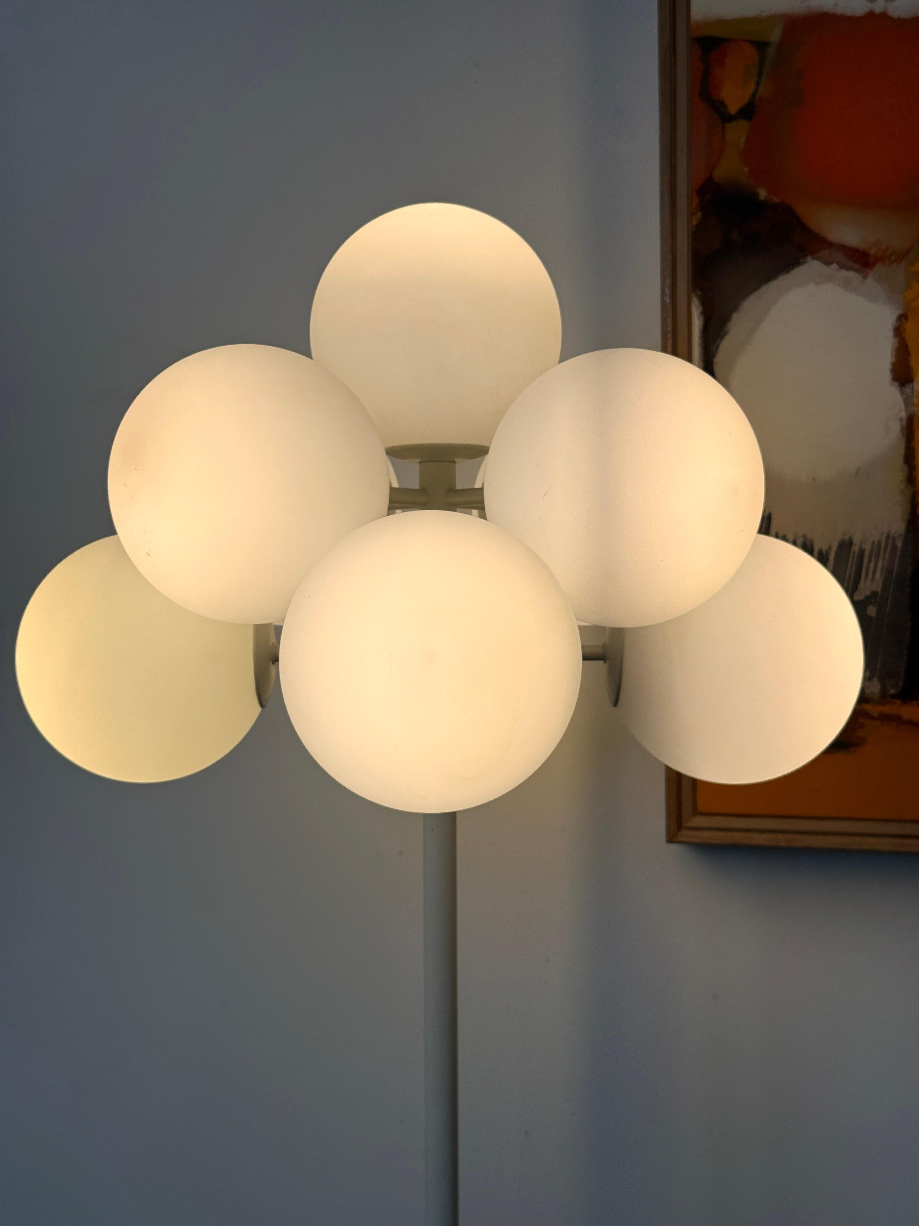 Mid Century Space Age Atomic White Glass Globe Tulip Floor Lamp by E.R. Nele 3