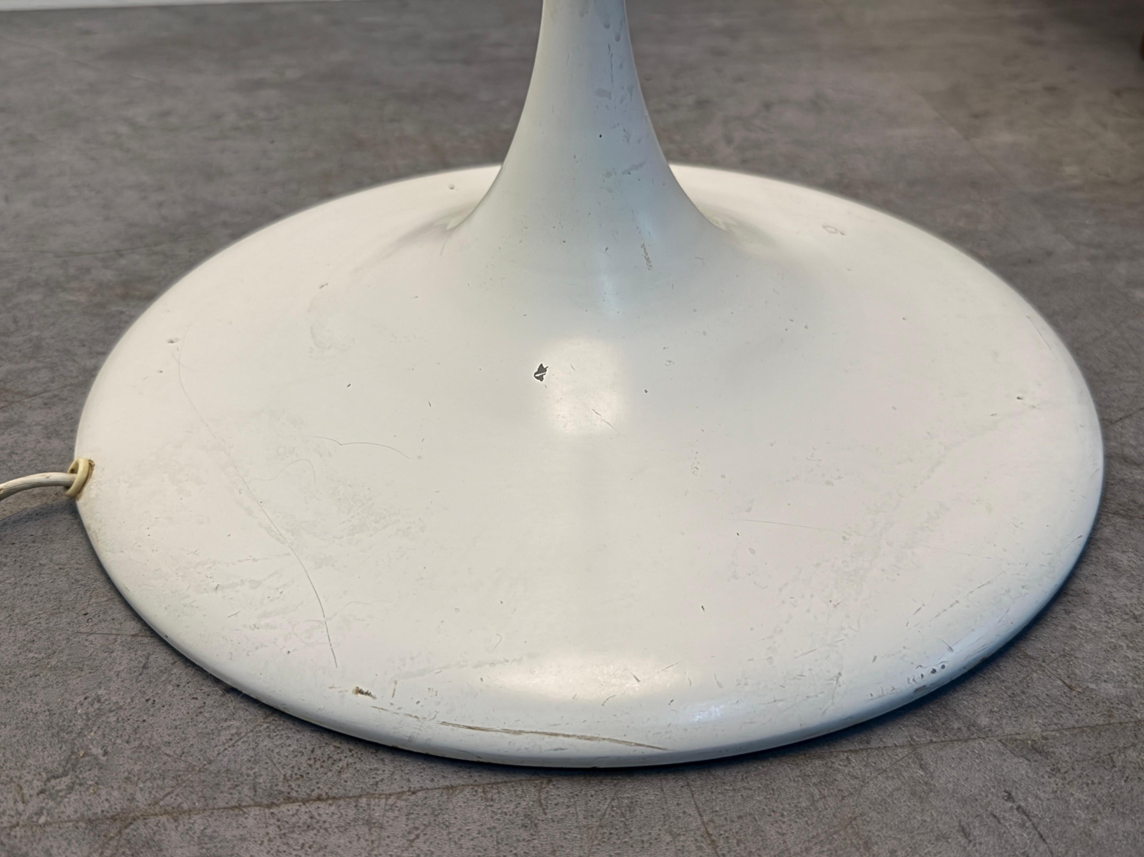 Mid Century Space Age Atomic White Glass Globe Tulip Floor Lamp by E.R. Nele 6