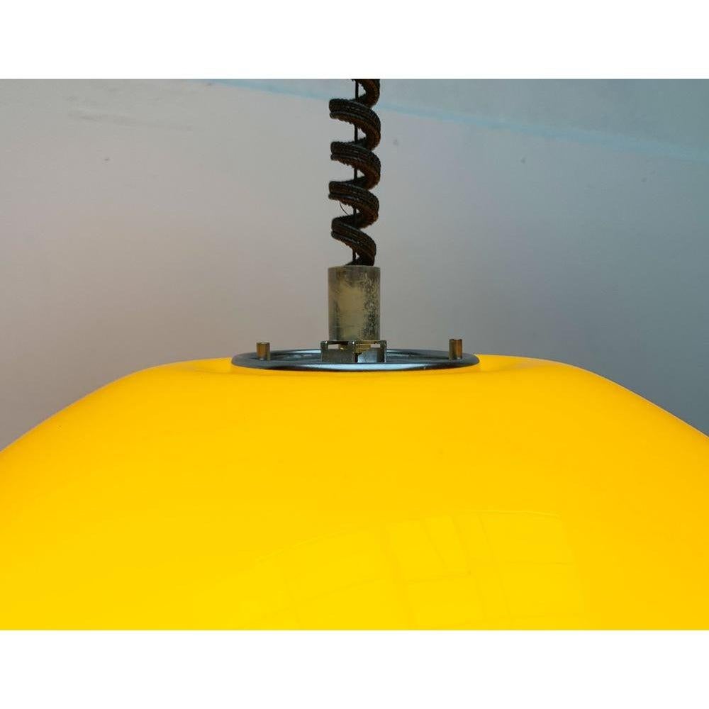 Lampe suspendue Cabras de l'ère spatiale du milieu du siècle dernier par Luigi Massoni pour Guzzini, années 1960 en vente 4