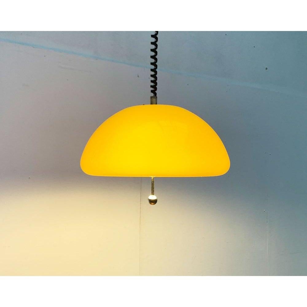 Mid-Century Modern Lampe suspendue Cabras de l'ère spatiale du milieu du siècle dernier par Luigi Massoni pour Guzzini, années 1960 en vente