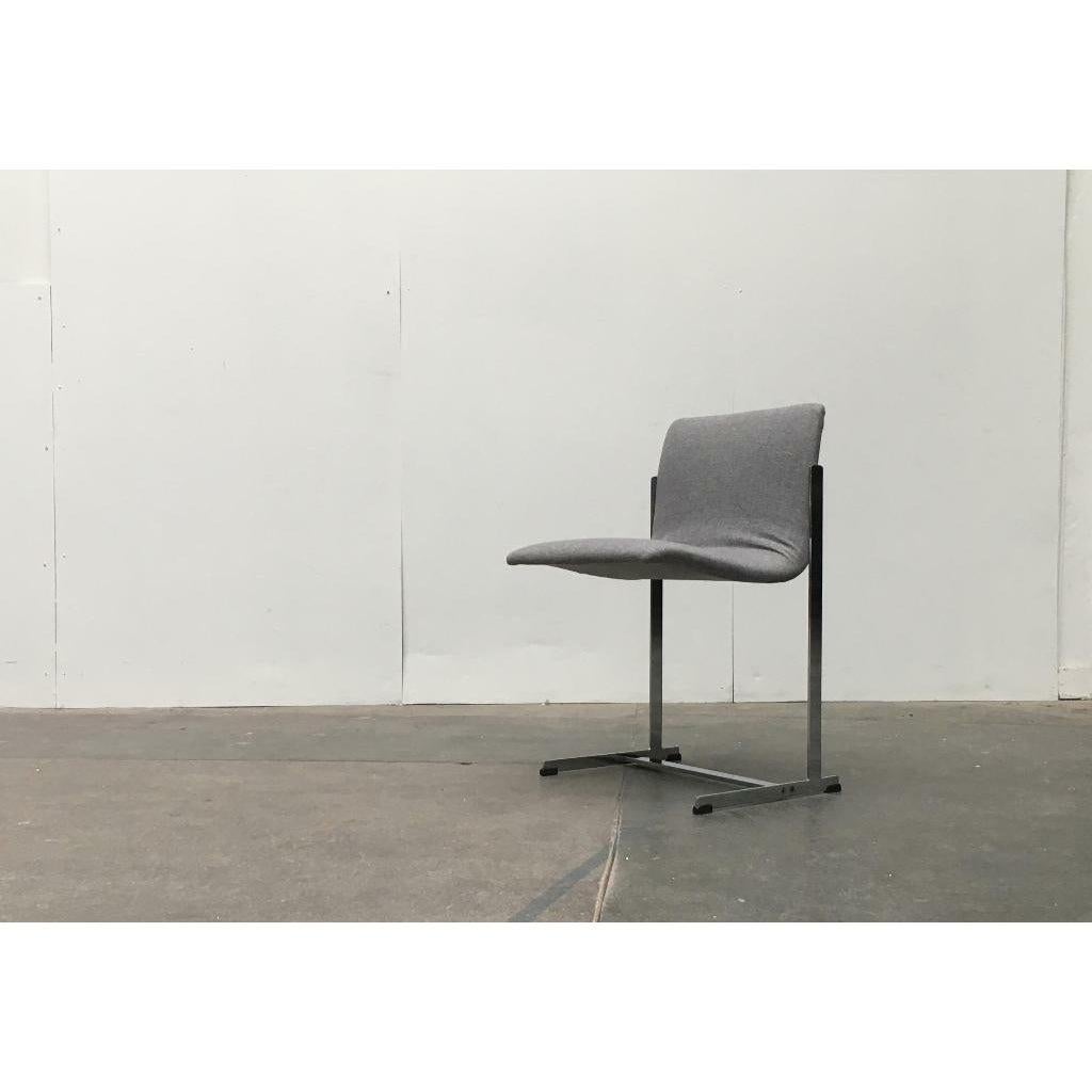 Mid-Century Space Age Cantilever Chair by Richard for Merrow Associates, 1960s For Sale 6