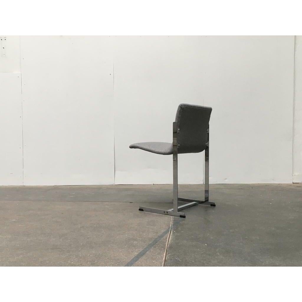 Mid-Century Space Age Cantilever Chair by Richard for Merrow Associates, 1960s For Sale 1