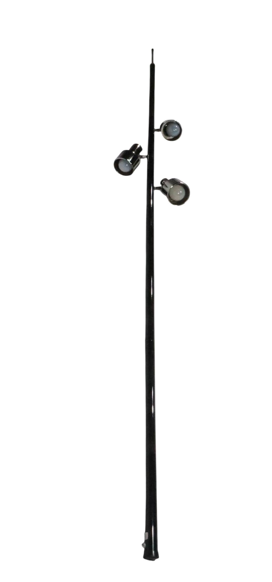 Mid Century Space Age Chrome and Black Tension Pole Floor Lamp c. 1950/70's For Sale 6