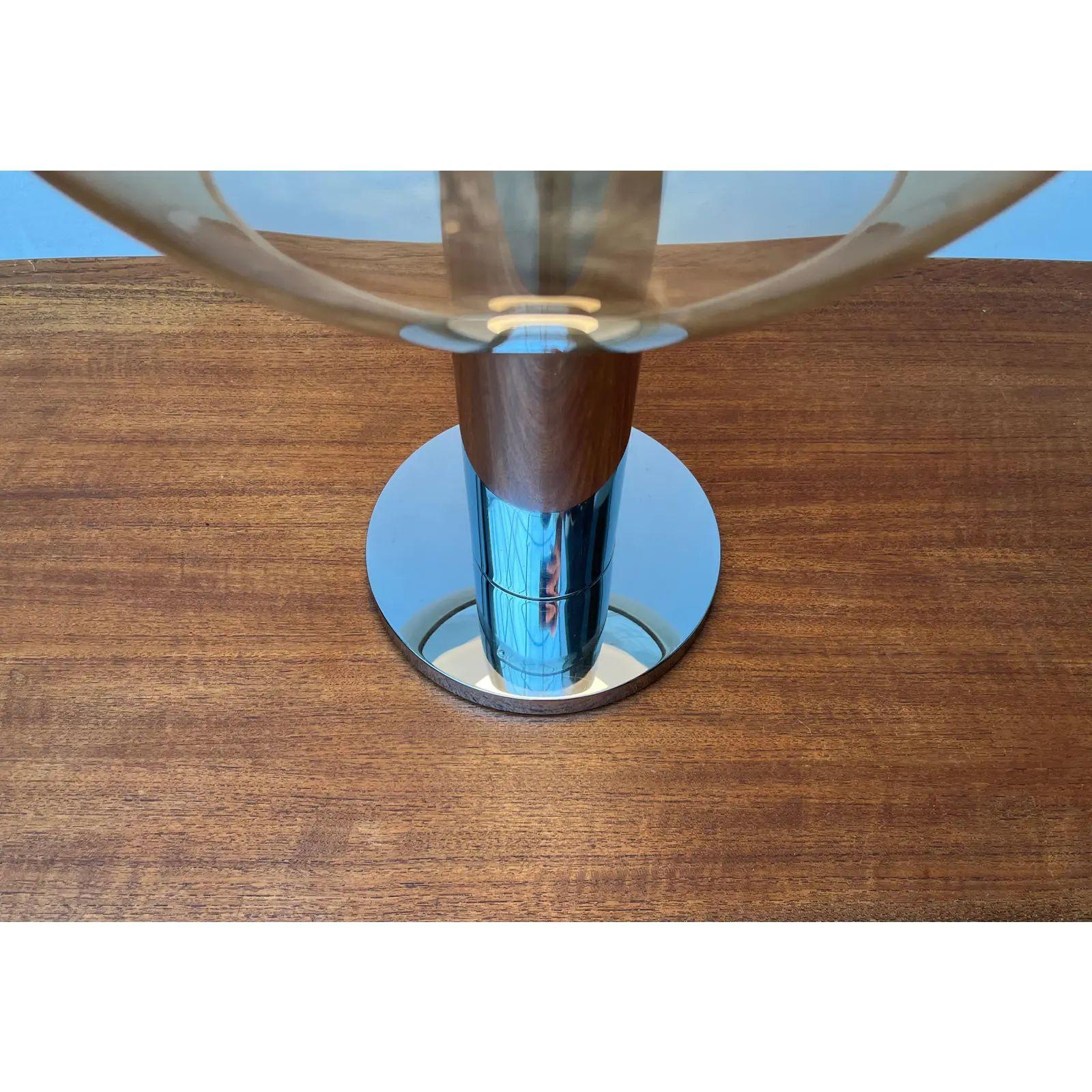 Européen Lampe de table ou lampadaire Space A Space Chrome et verre, années 1960 en vente