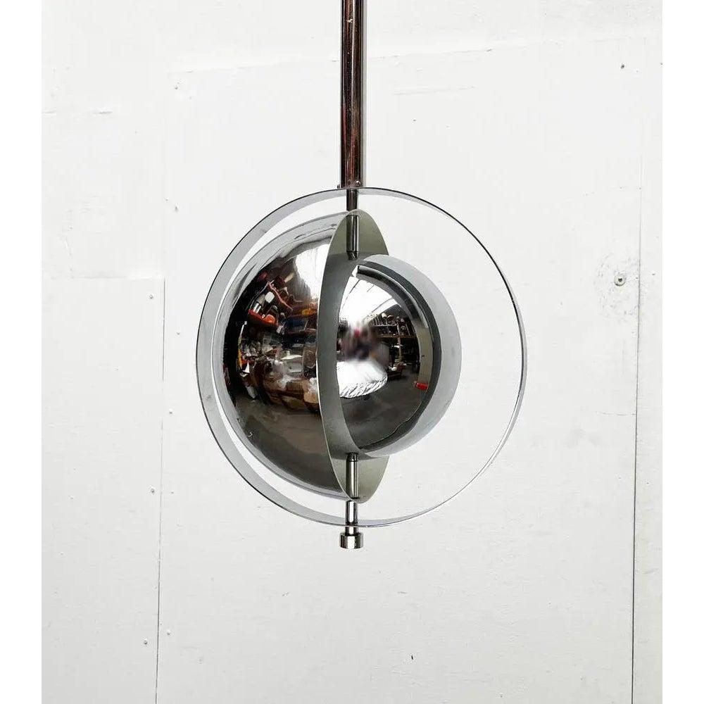 Mid-Century moderno Lampada da soffitto The Eclipse Chrome di metà secolo, anni '60 in vendita