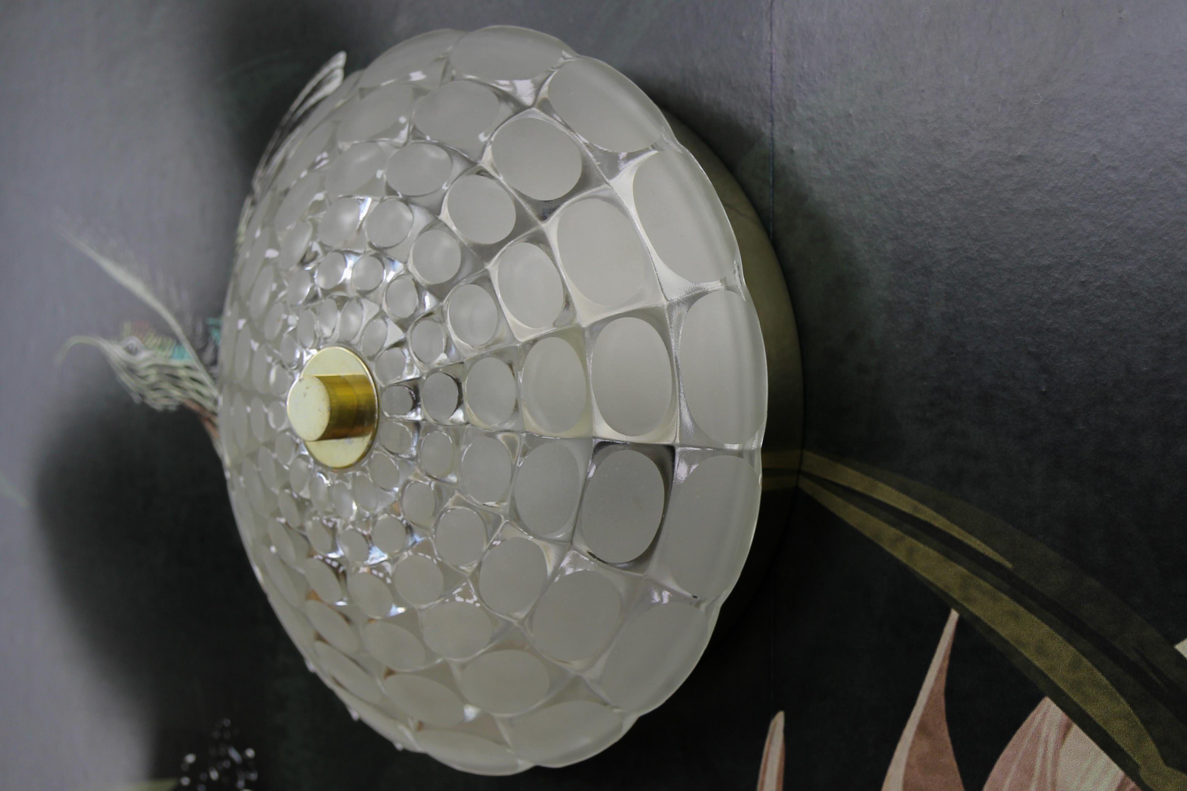 Ère spatiale Lampe murale ou encastrée ronde en verre clair et dépoli du milieu du siècle A Space en vente