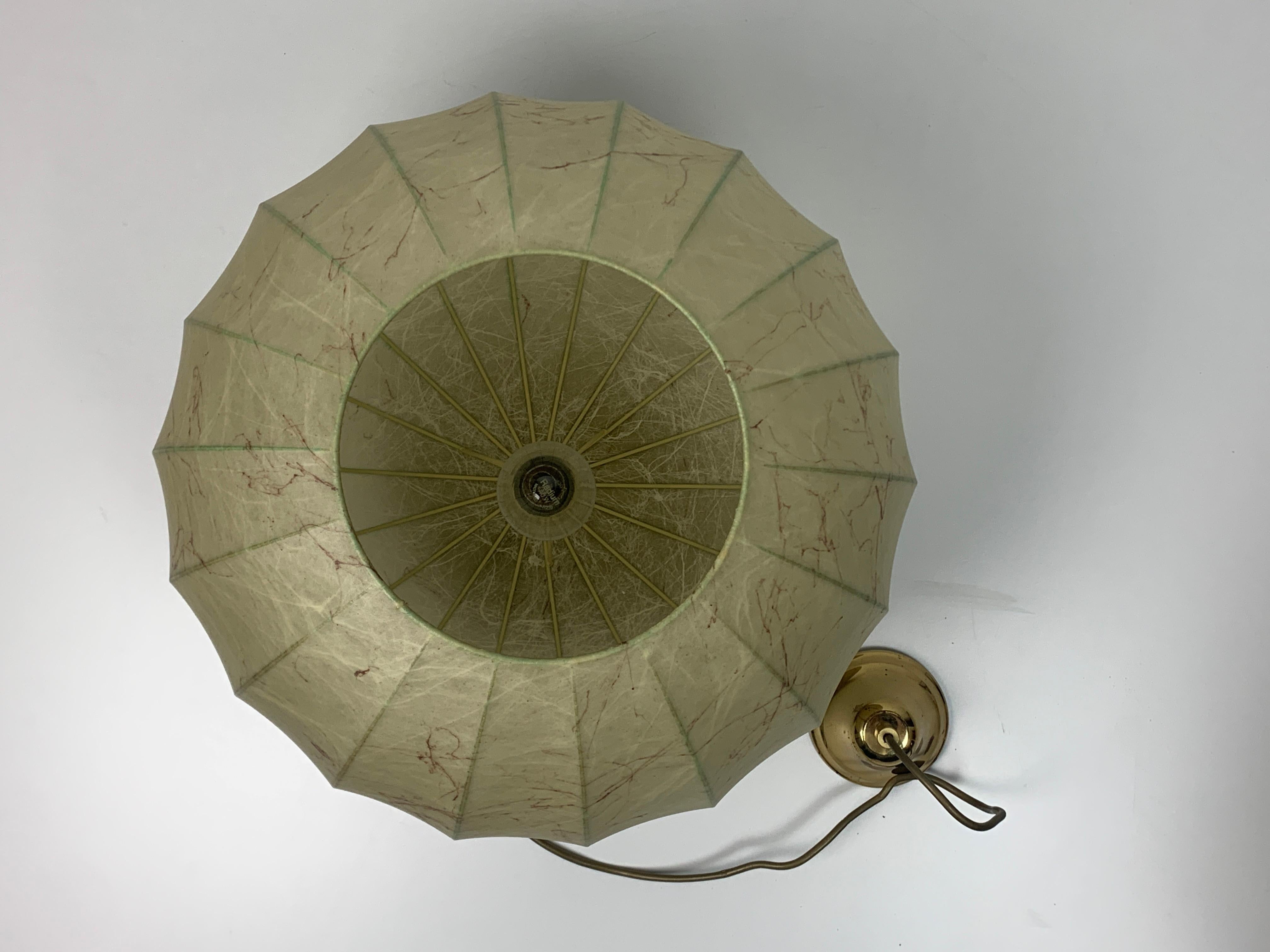 Lampada a sospensione Cocoon di metà secolo A Space AGE, 1960 in vendita 7