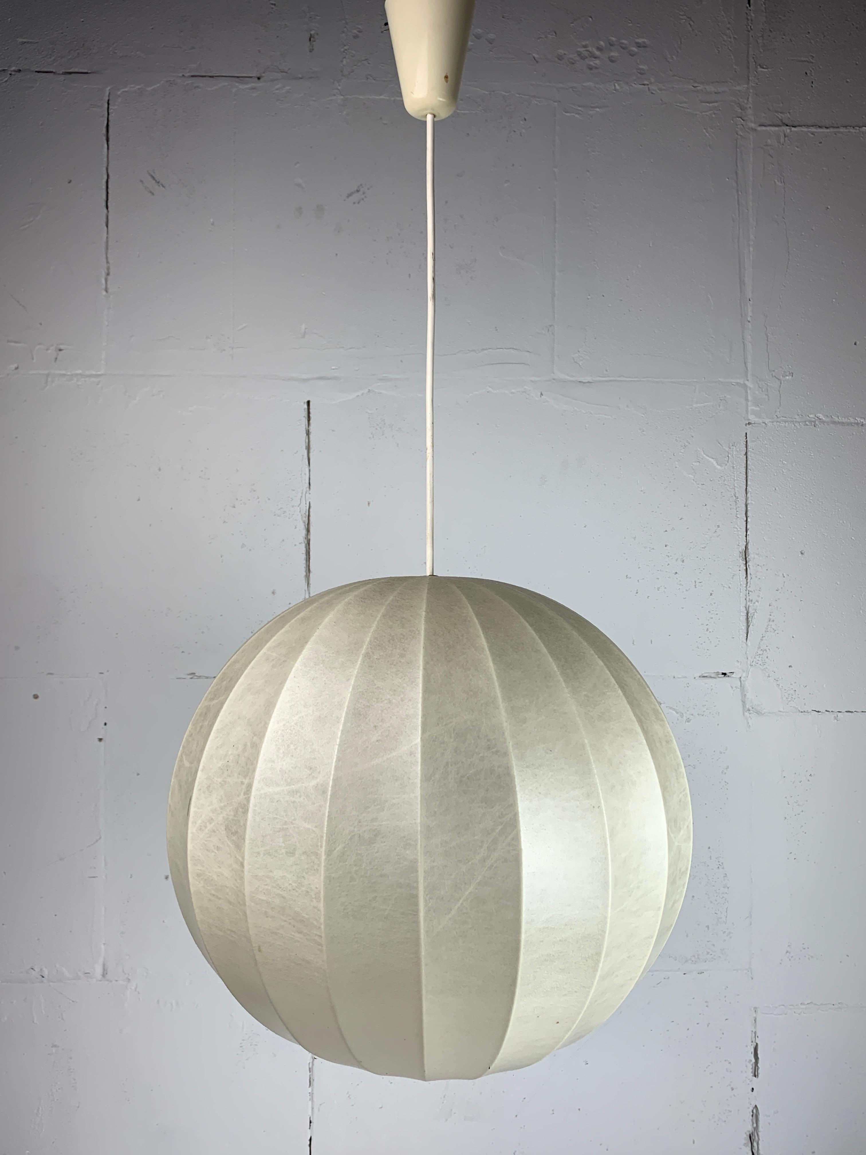 Tedesco Lampada a sospensione Cocoon di metà secolo A Space AGE, 1960 in vendita
