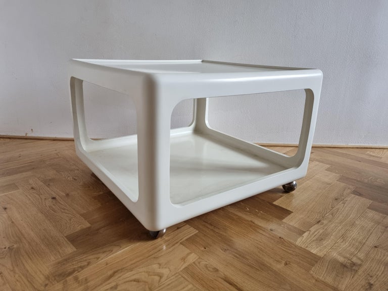 Mid-Century Space Age Coffee Table, Peter Ghyczy and Ernst Moeckl, Germany, 1970 In Good Condition For Sale In Praha, CZ