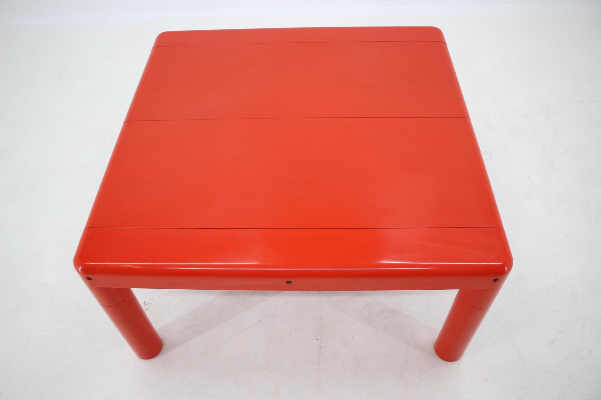 Midcentury Space Age Coffee Table UPO, Eero Aarnio, Finland, 1970s In Good Condition For Sale In Praha, CZ