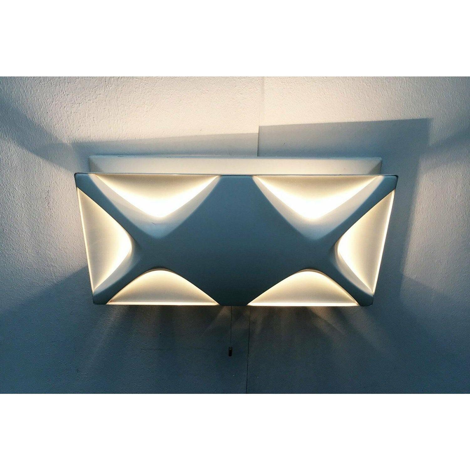 Metallo Lampada da parete in stile A Space Age Cross Oyster di Klaus Link, Germania, 1960 in vendita