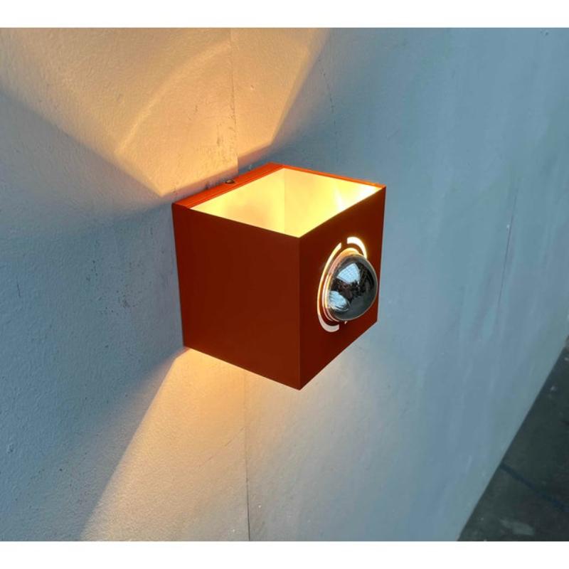 Lampada da parete a cubo dell'era spaziale di metà secolo, anni '60 in vendita 5