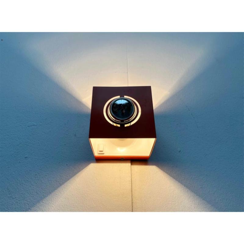 Lampada da parete a cubo dell'era spaziale di metà secolo, anni '60 In condizioni buone in vendita a Hamburg, DE