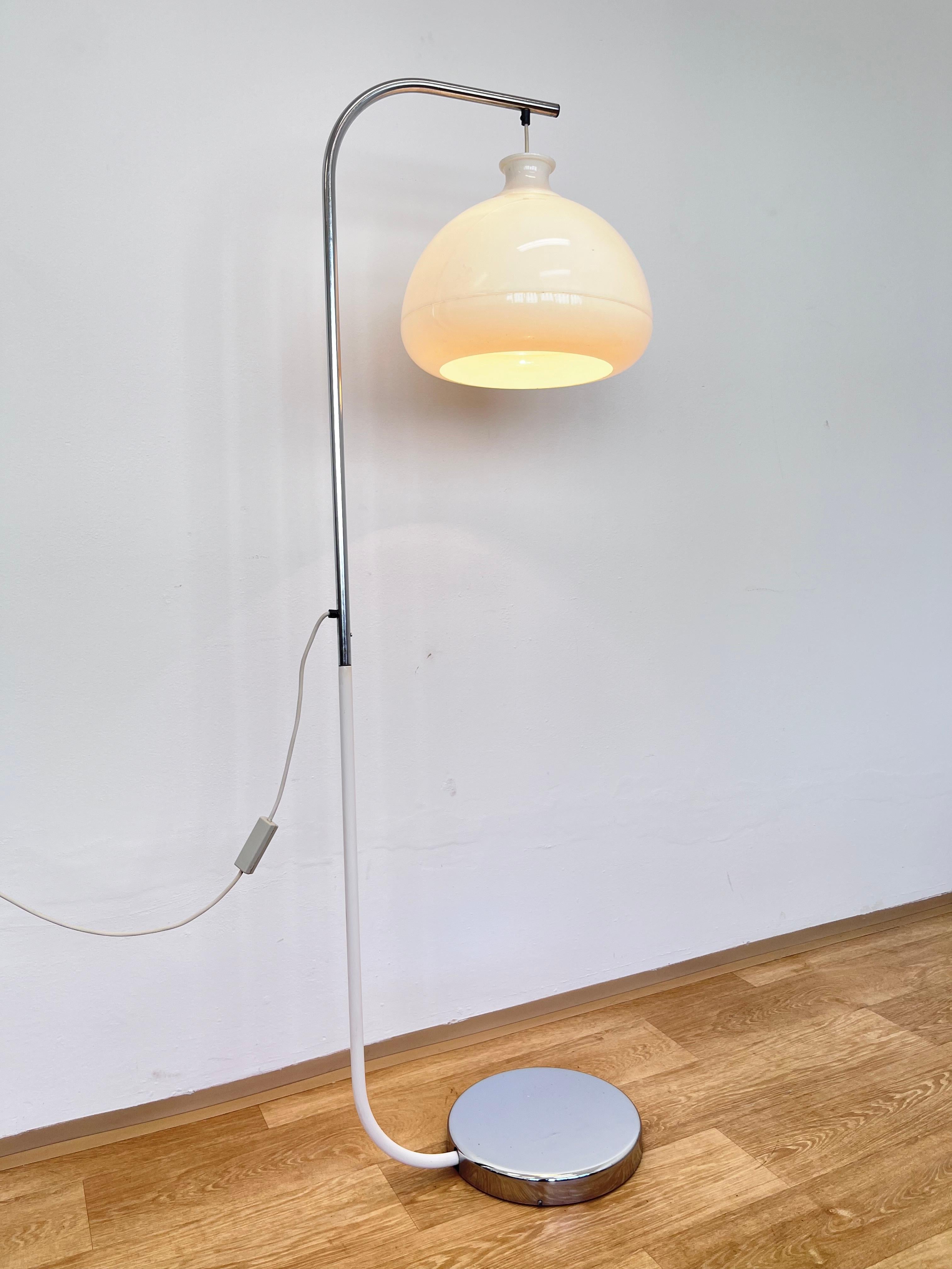 Late 20th Century Mid century Space age Design Floor Lamp  1970s For Sale