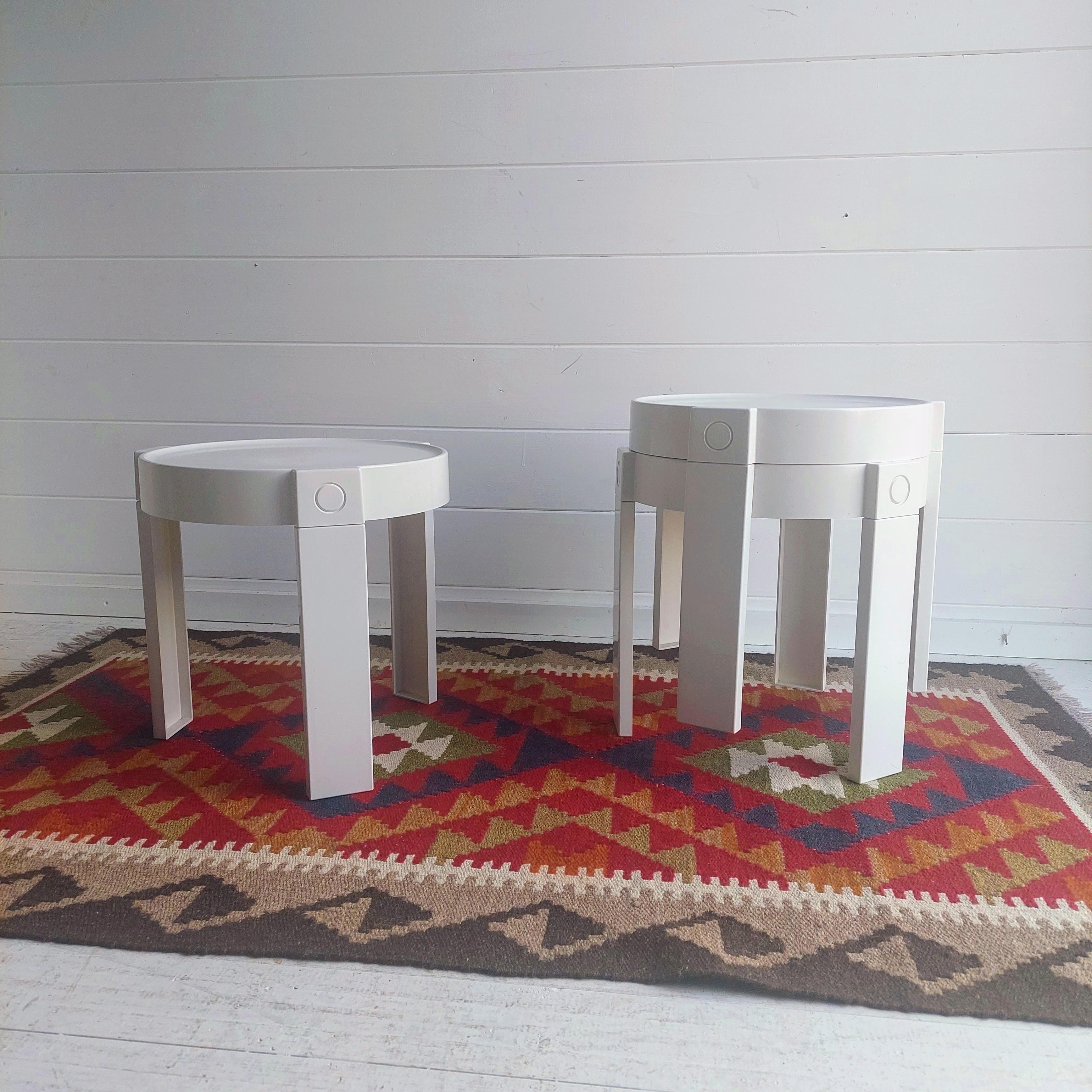 Mid Century Space Age Dutch stacking nest of tables side tables, 70s In Good Condition In Leamington Spa, GB