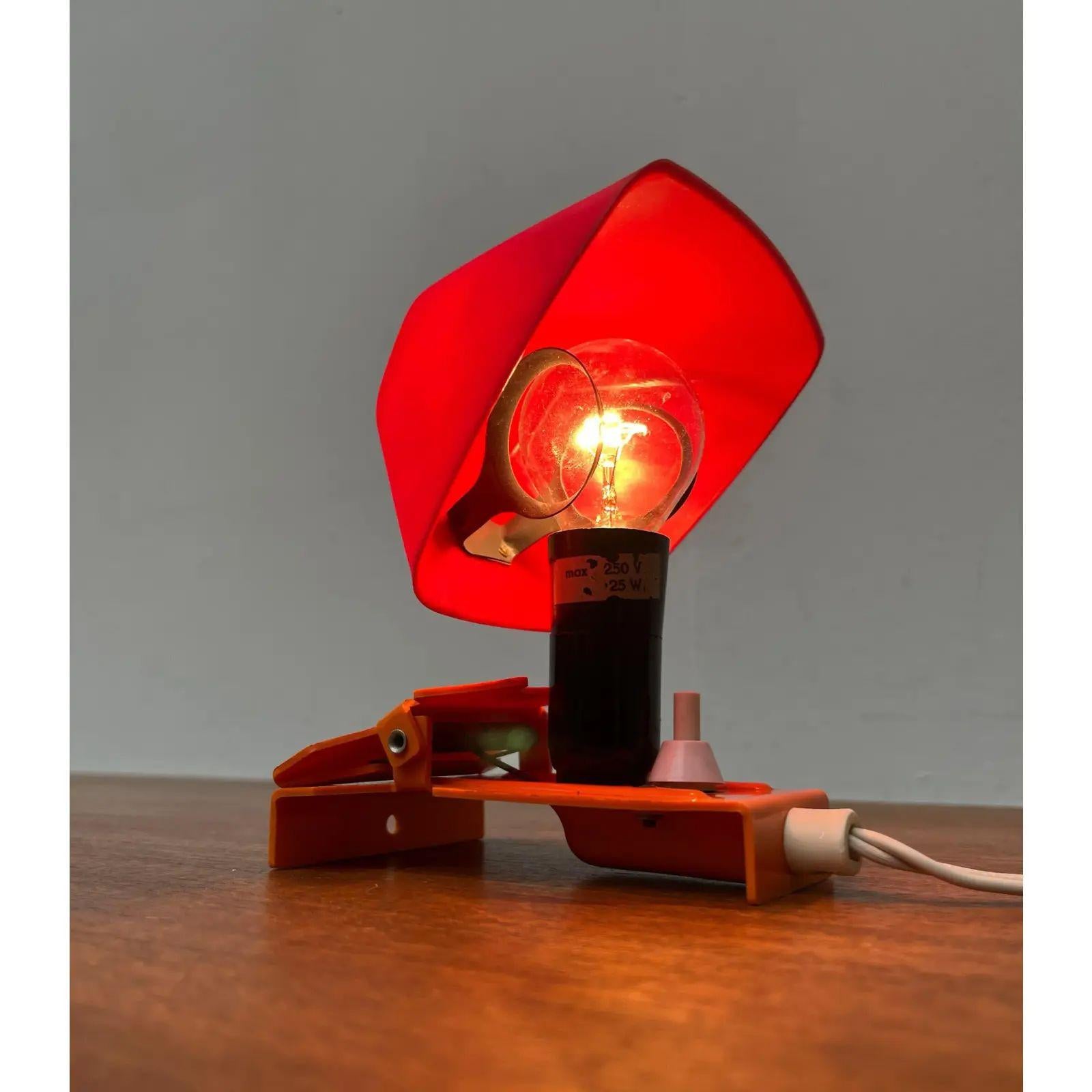 Lampada a CLAMP della DDR, metà secolo, di Krania, 1960 in vendita 5