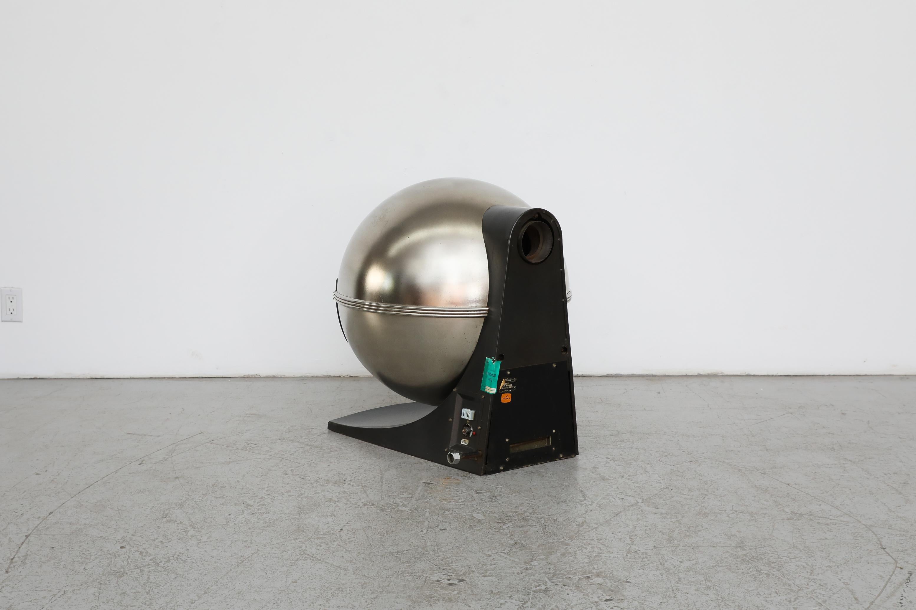 Mid-Century Space Age Fireplace by Richard Wolthekker, 1965 In Good Condition For Sale In Los Angeles, CA