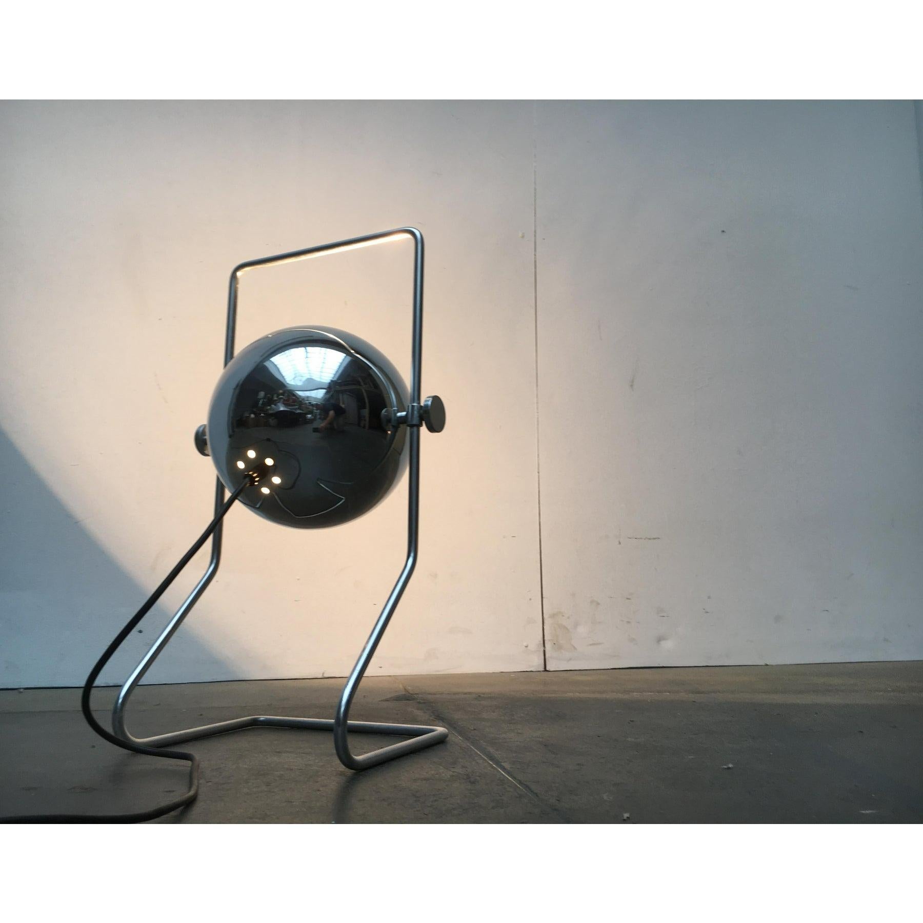 Mid-Century Space Age Floor Lamp, 1960s In Good Condition For Sale In Hamburg, DE