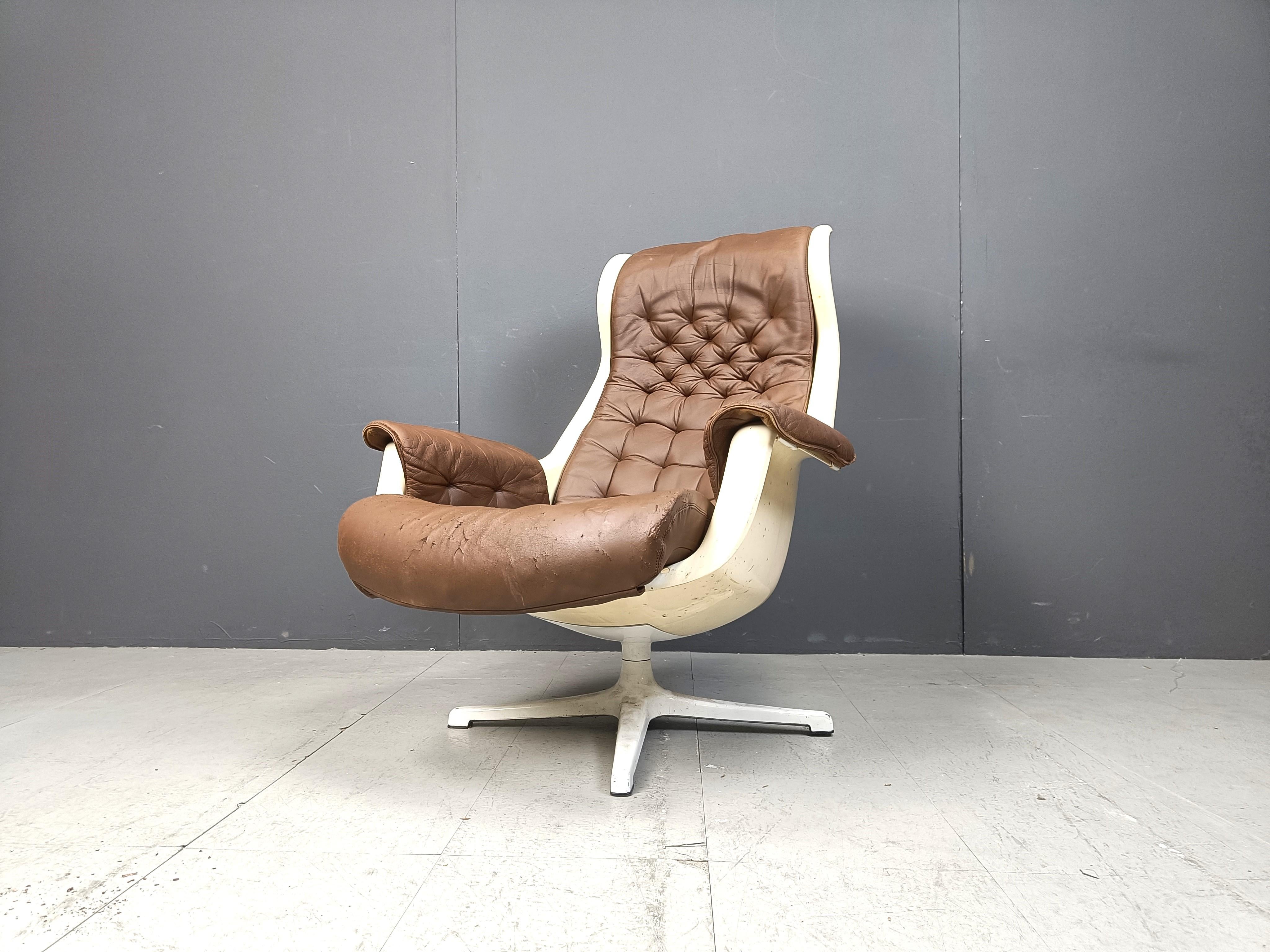 Mid-Century Space Age Galaxy Armchair by Alf Svensson for Dux, 1968 For Sale 4