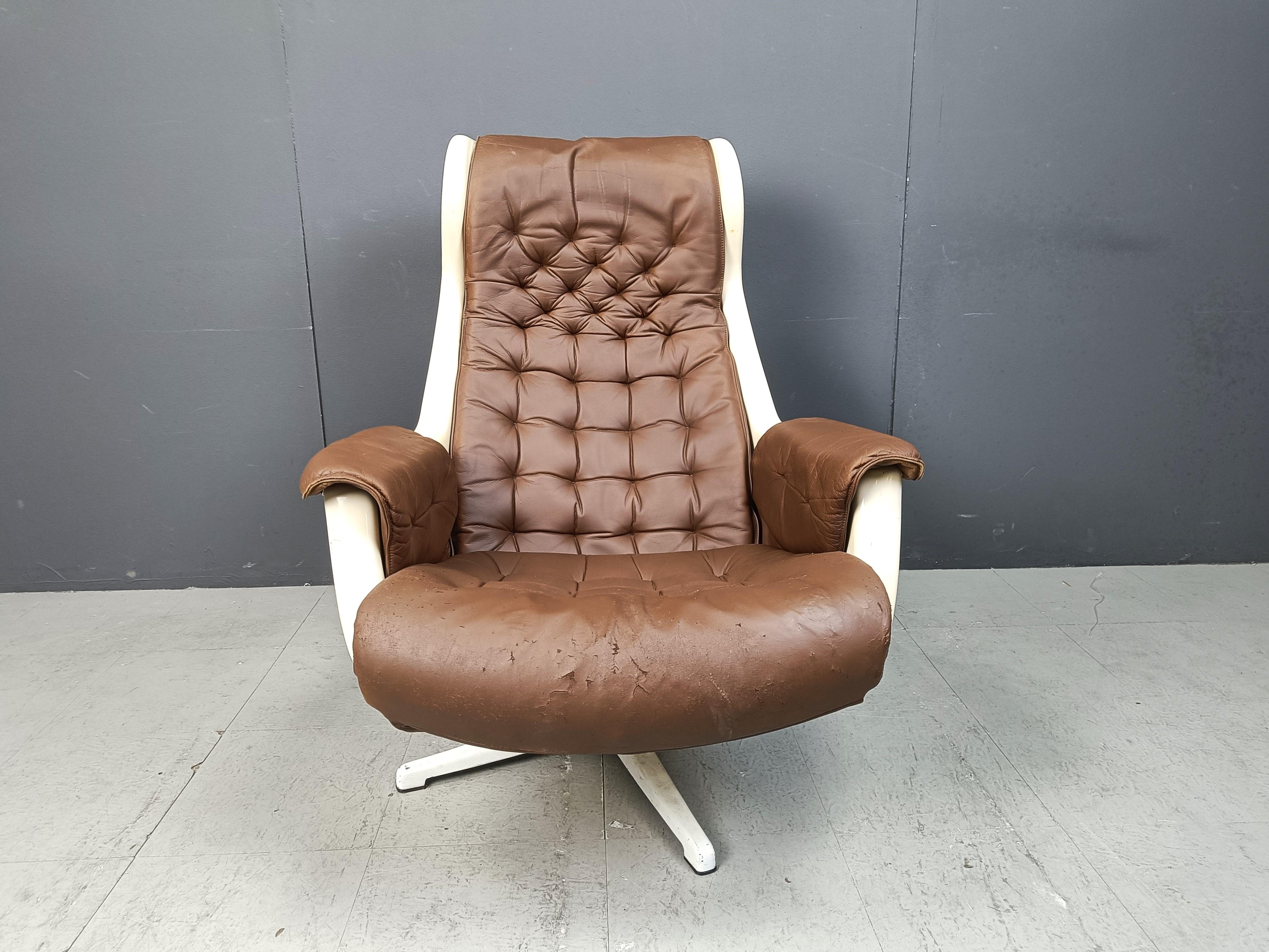 Swedish Mid-Century Space Age Galaxy Armchair by Alf Svensson for Dux, 1968 For Sale