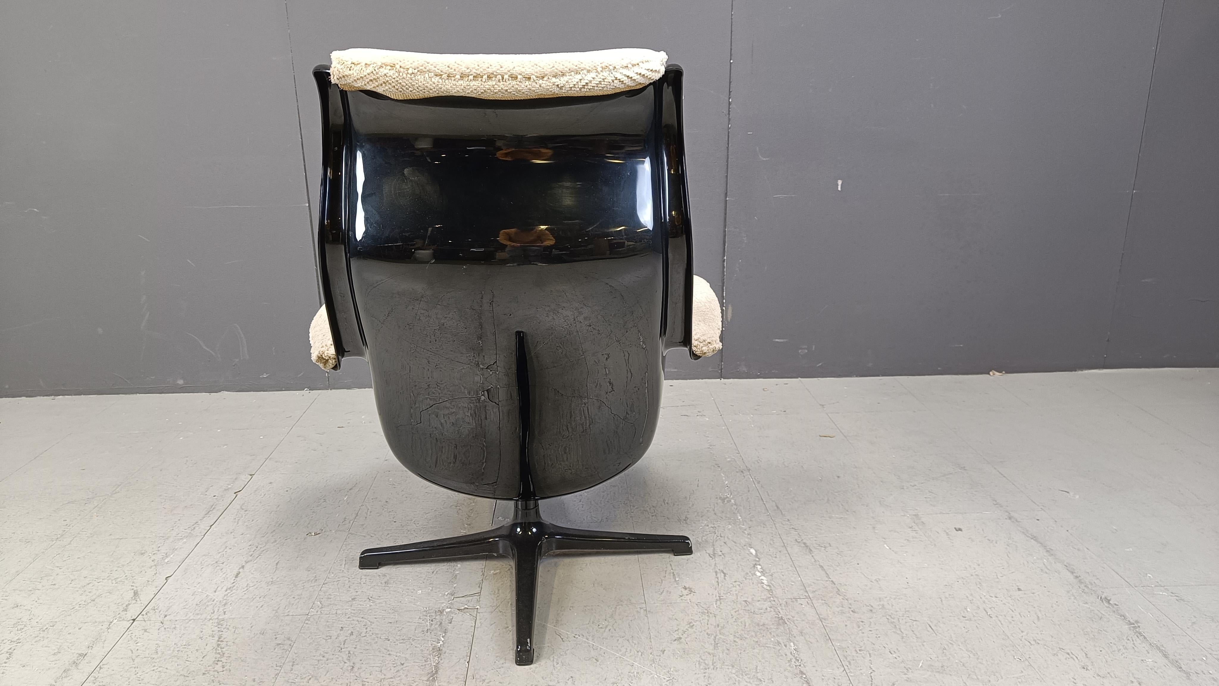 Milieu du XXe siècle Fauteuil Galaxy de l'ère spatiale du milieu du siècle dernier par Alf Svensson pour Dux, 1968 en vente