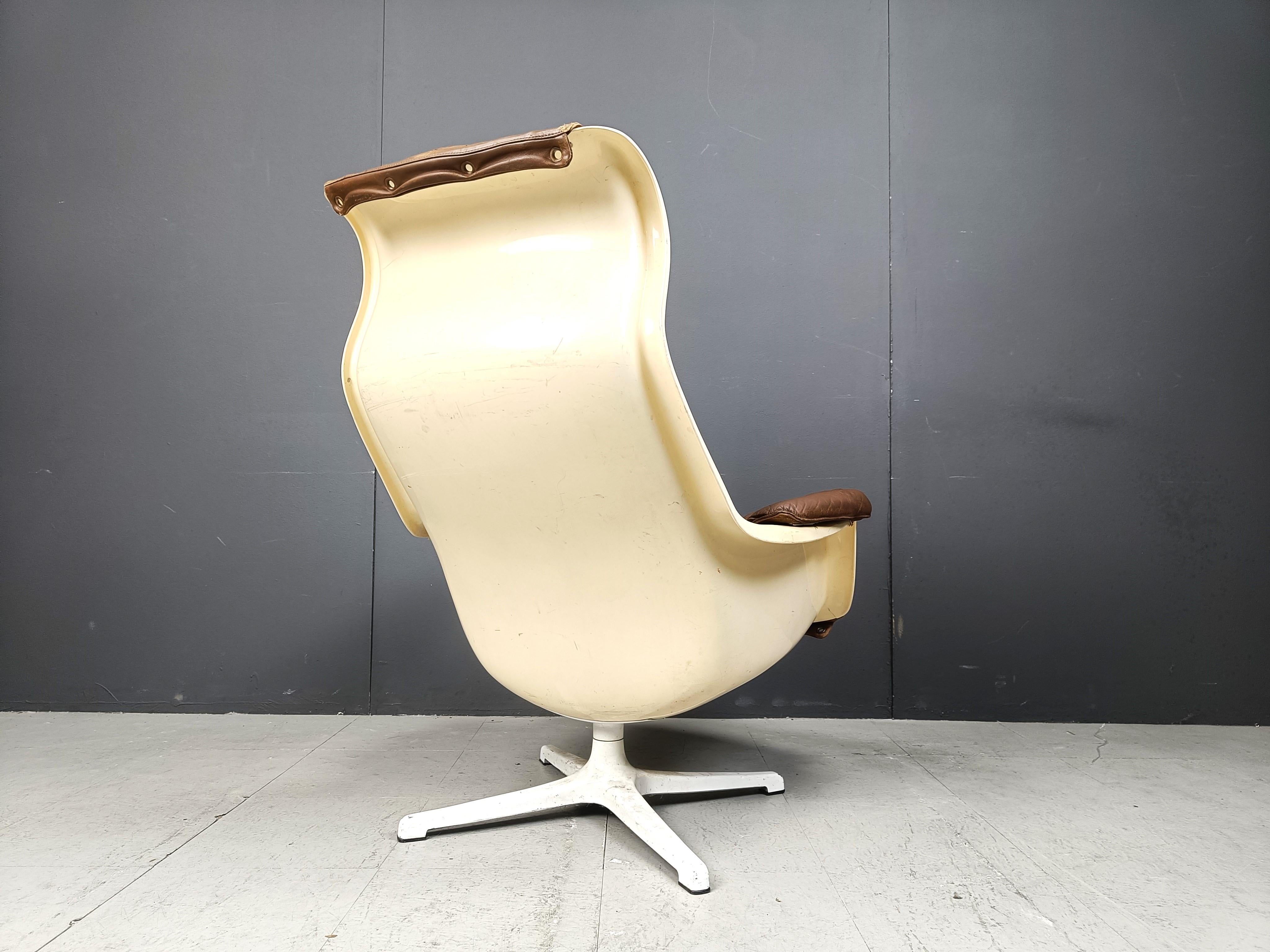 Mid-Century Space Age Galaxy Armchair by Alf Svensson for Dux, 1968 For Sale 1