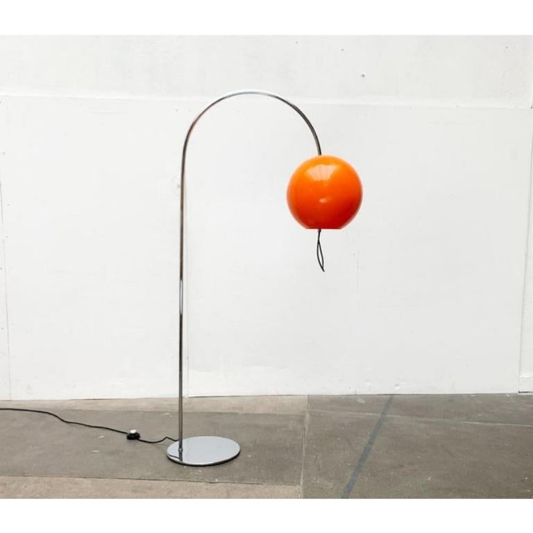 Lampada da terra tedesca ad arco di WILA, metà secolo, anni 60 In condizioni ottime in vendita a Hamburg, DE