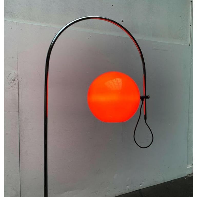XX secolo Lampada da terra tedesca ad arco di WILA, metà secolo, anni 60 in vendita