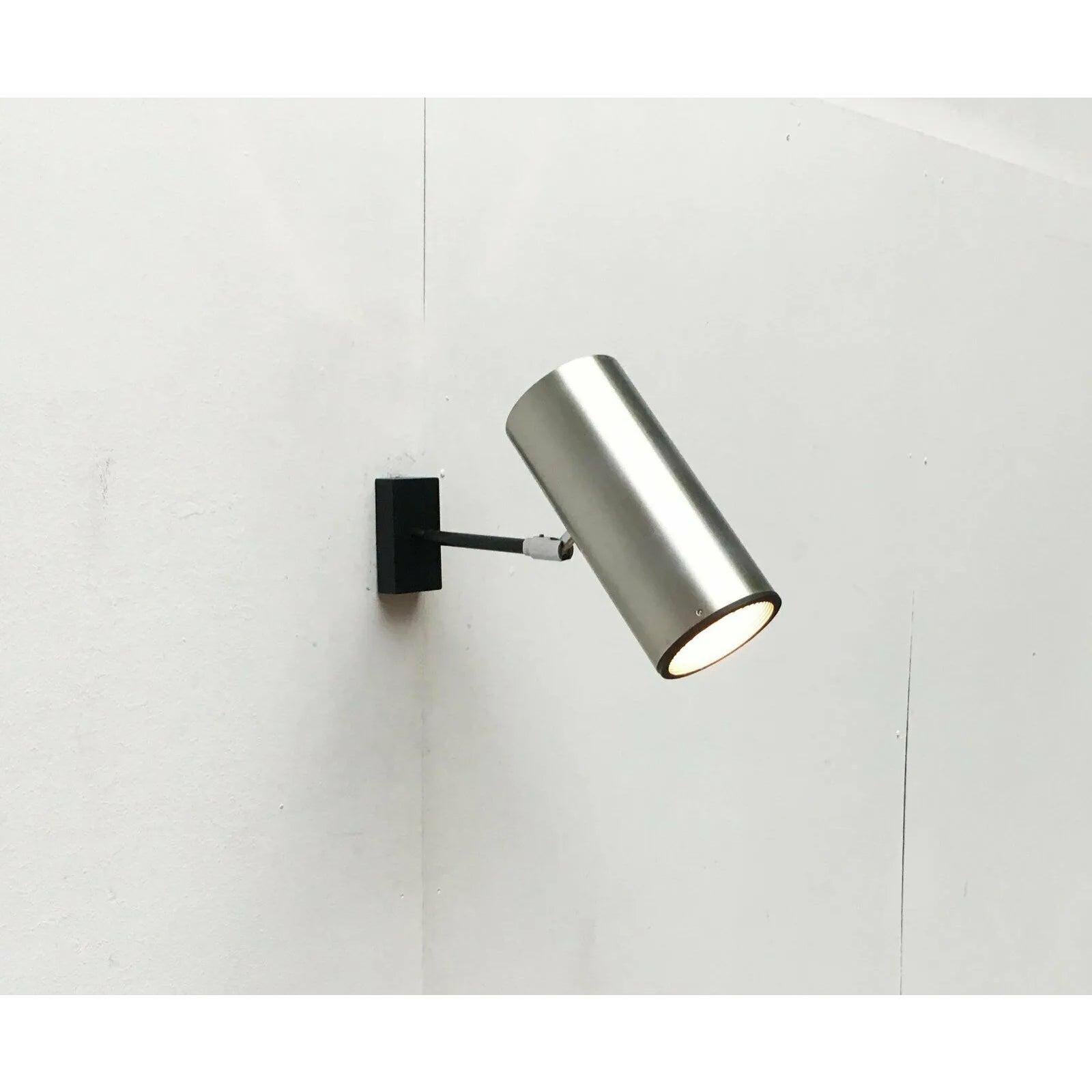 Lampe murale allemande modèle W309 de l'ère spatiale du milieu du siècle dernier, Staff, années 1960 en vente 2