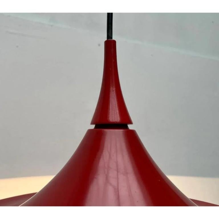 Tedesco Lampada a sospensione tedesca a tulipano rosso di Rolf Krüger, 1960 in vendita