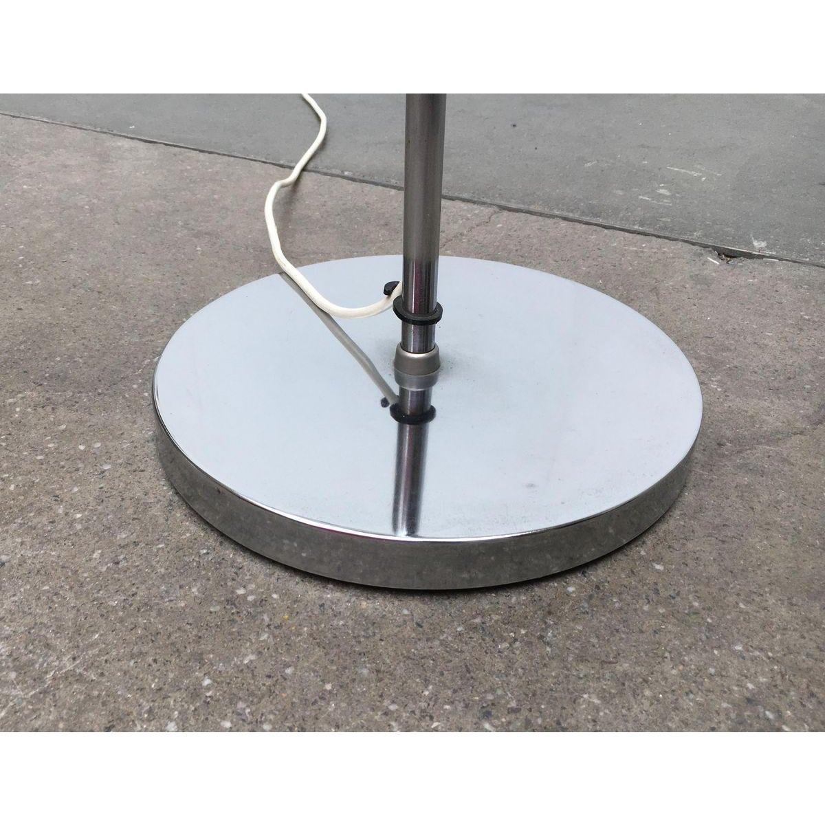 Lampadaire Globe A Space Mid-Century en vente 5