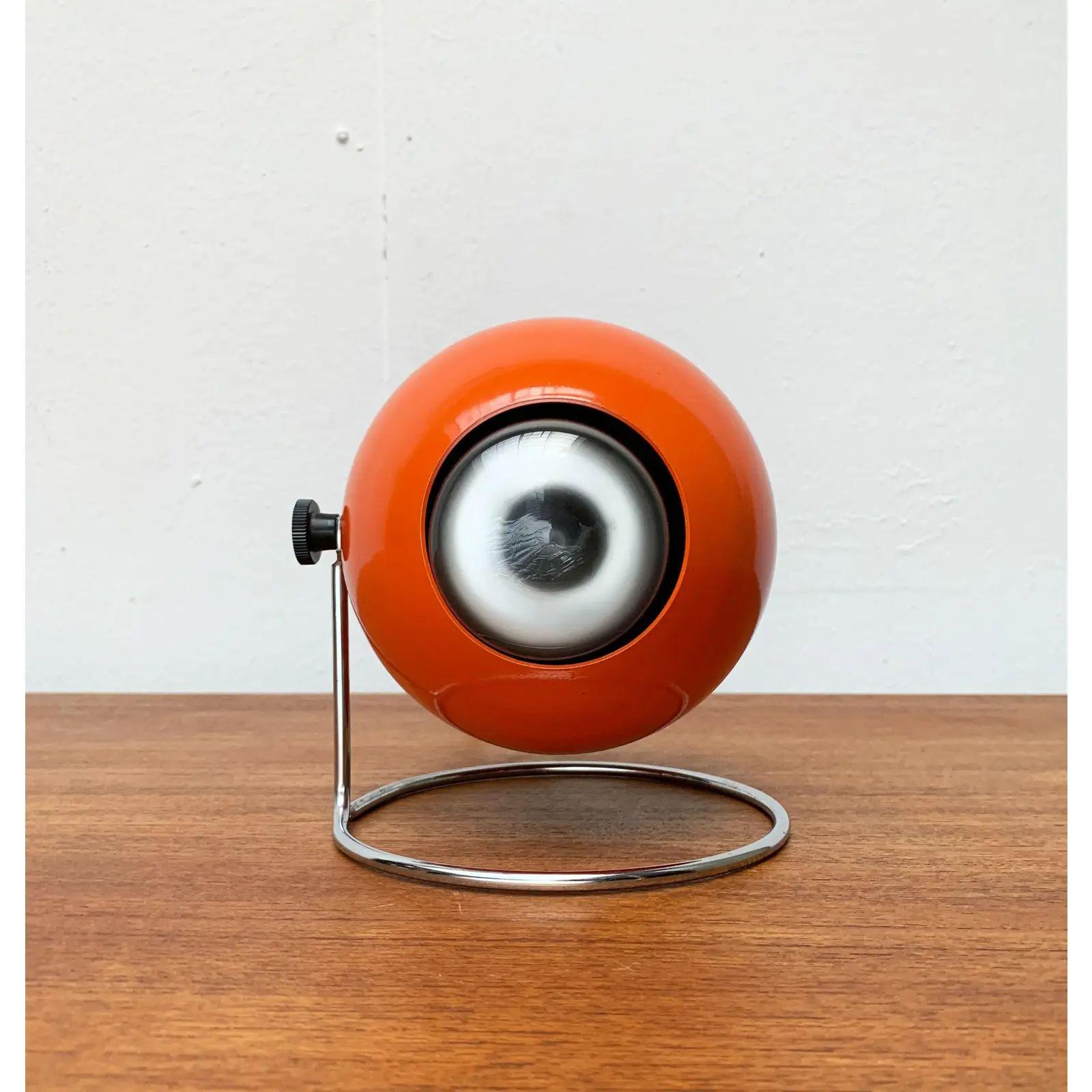 Lampe de table Globe de l'ère spatiale du milieu du siècle dernier d'Erco, 1970 en vente 4