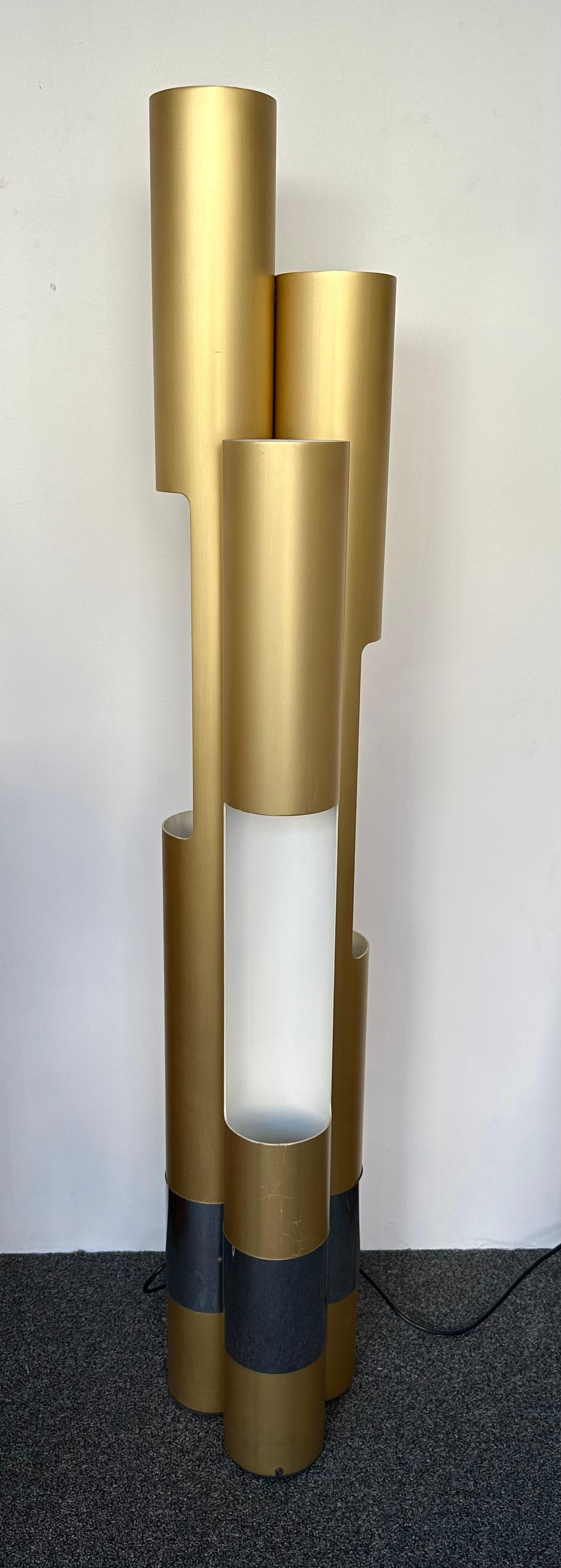 Mid-Century Space Age Gold Metal Organ Floor Lamp by Luci, Italy, 1970s For Sale 3