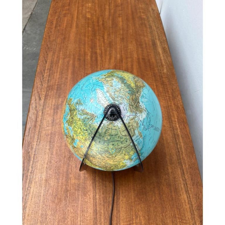 20th Century Mid-Century Space Age Illuminated Globe Table Lamp with Acrylic Stand, 1960s For Sale