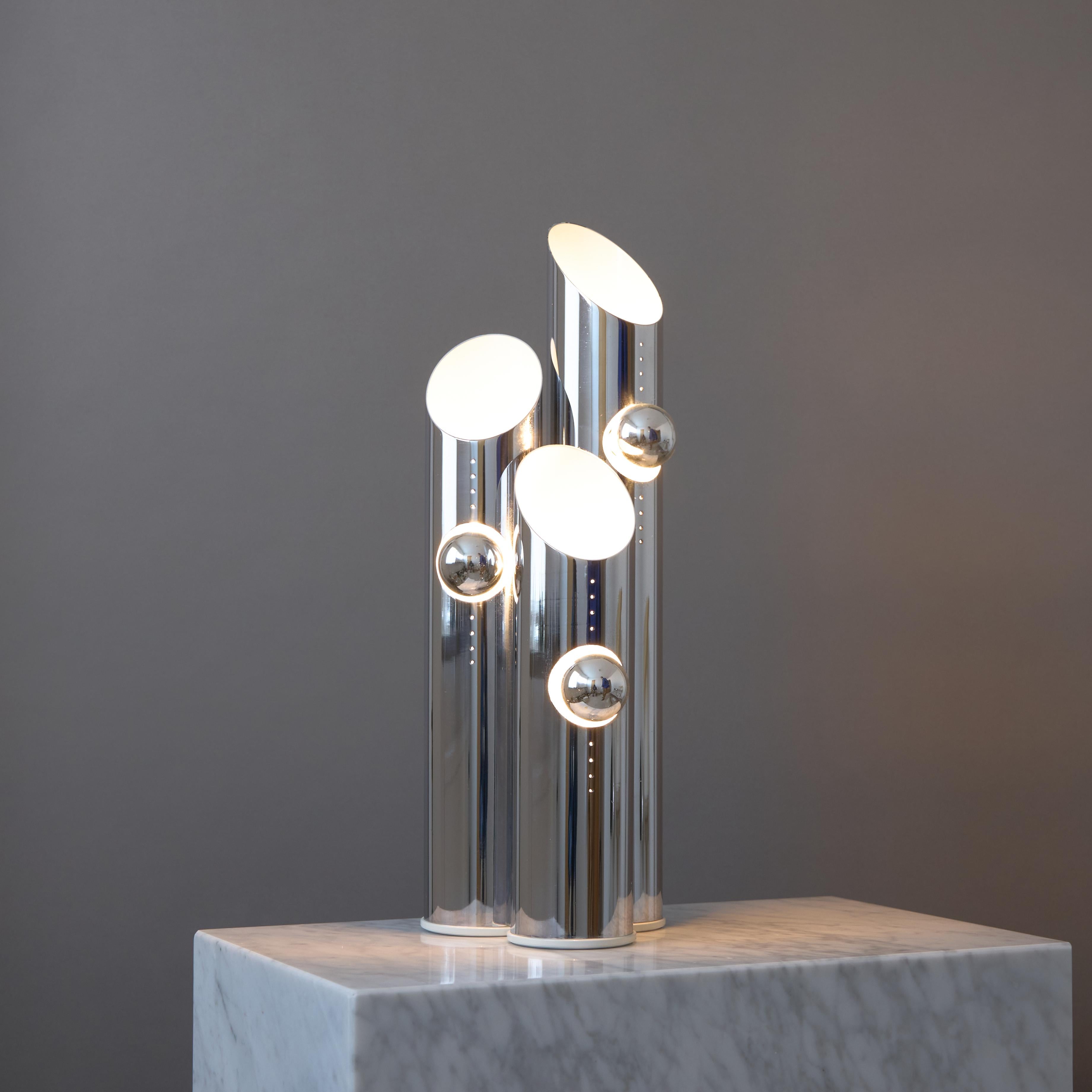 Lampe de table italienne Space and Chrome du milieu du siècle par Oma Padova, Italie, années 1970 en vente 1
