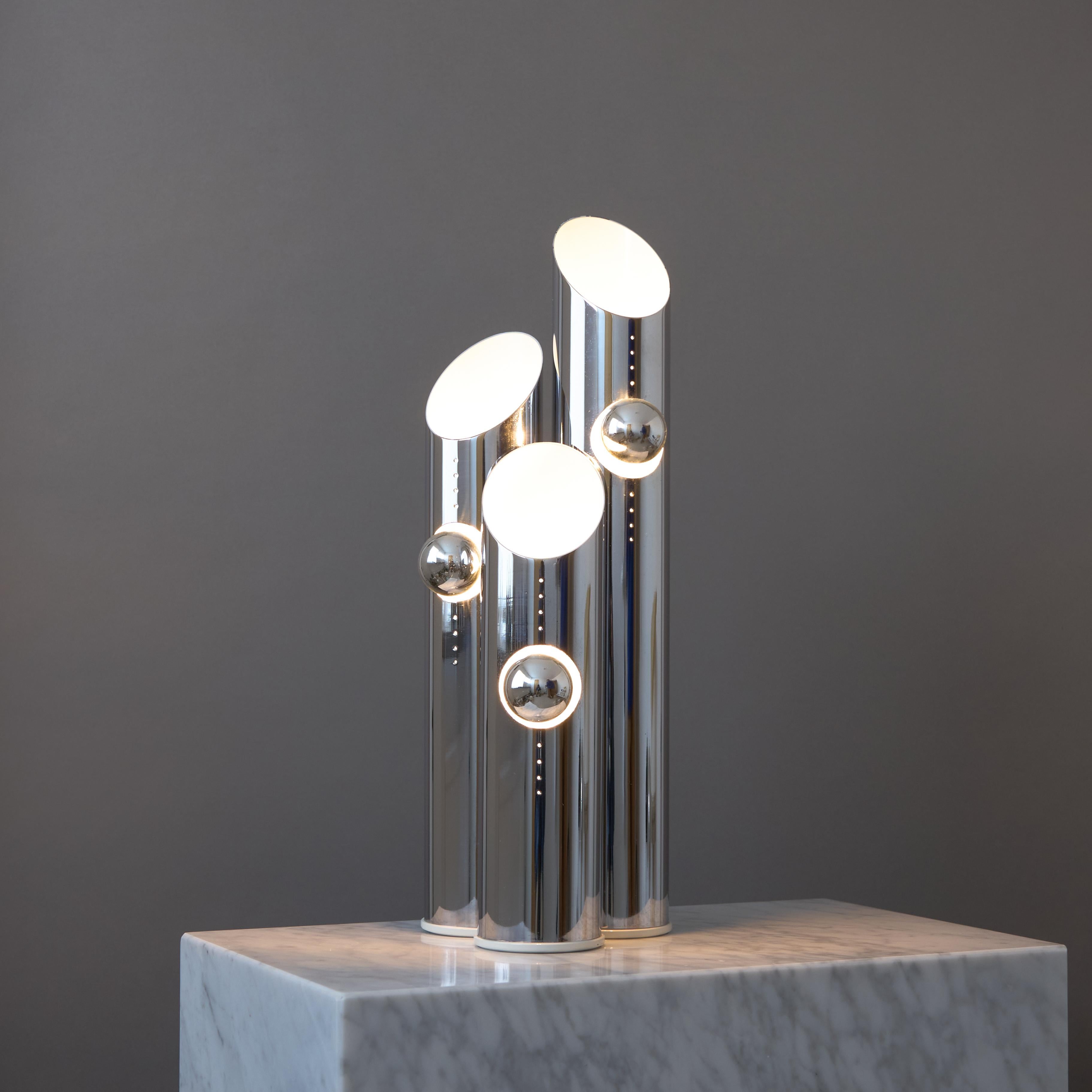 Lampe de table italienne Space and Chrome du milieu du siècle par Oma Padova, Italie, années 1970 en vente 2