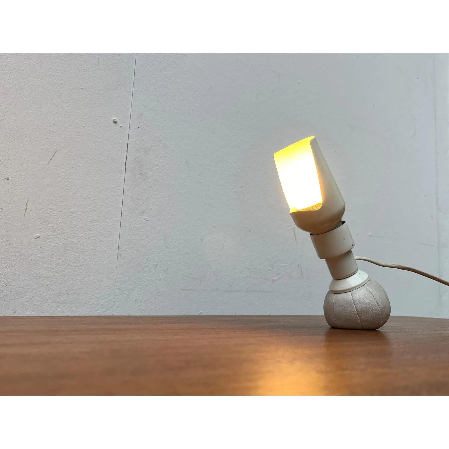Lampada da tavolo italiana Model 600/P di Gino Sarfatti, 1960 In condizioni ottime in vendita a Hamburg, DE