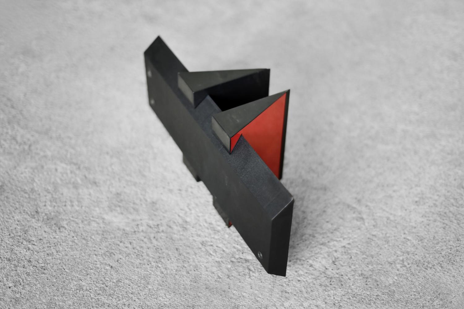 Mid-Century Space Age Italian Modern Red Plastic Books Holder by Corus Associati in vendita 2