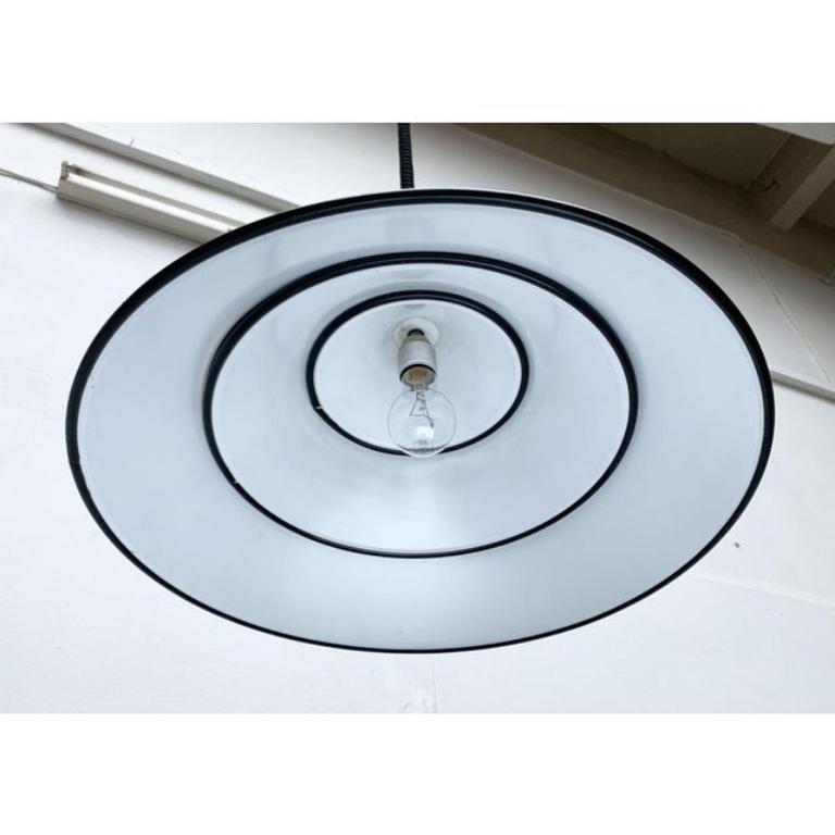 Lampada a sospensione italiana di metà secolo in stile Space AGE, anni '60 in vendita 1