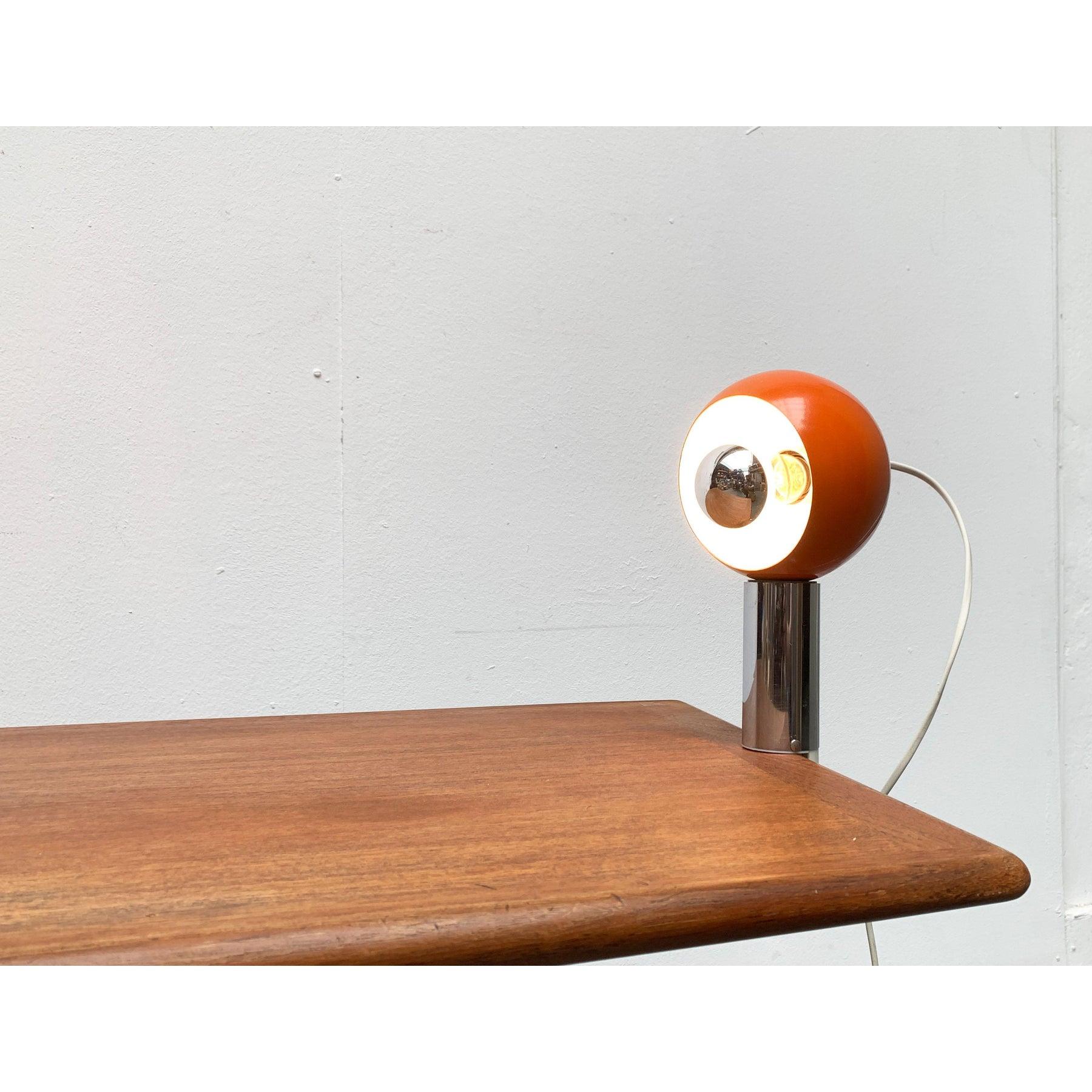Mid-Century Space Age Magnet Clamp Table or Shelf Lamp, 1960s For Sale 3