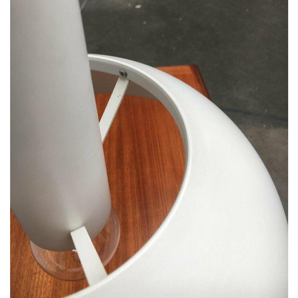 Lampada a sospensione danese minimalista di metà secolo di A Space, Focus, anni '60 in vendita 4